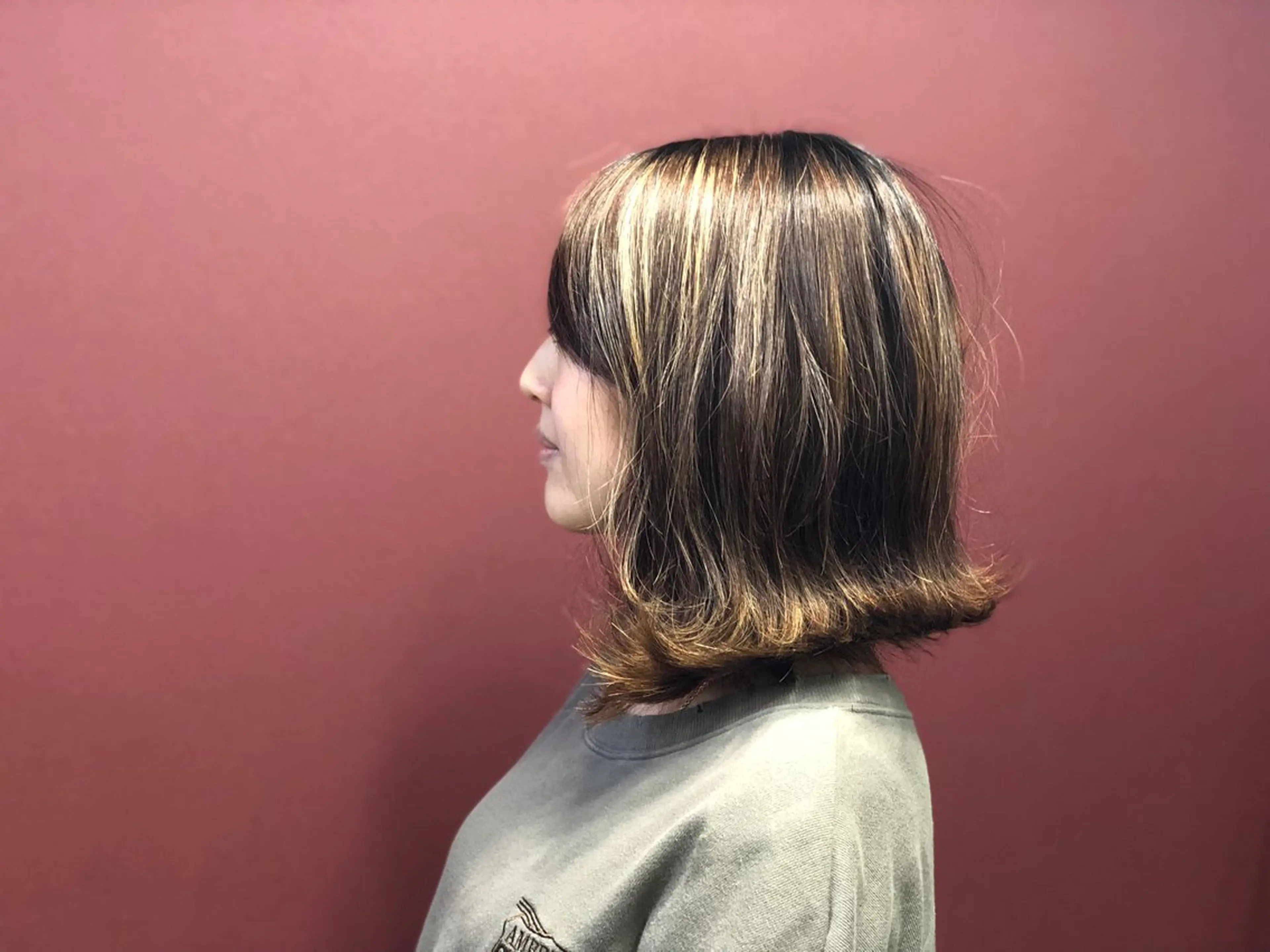 ミディアム カラー 樋口 まさみのヘアスタイル