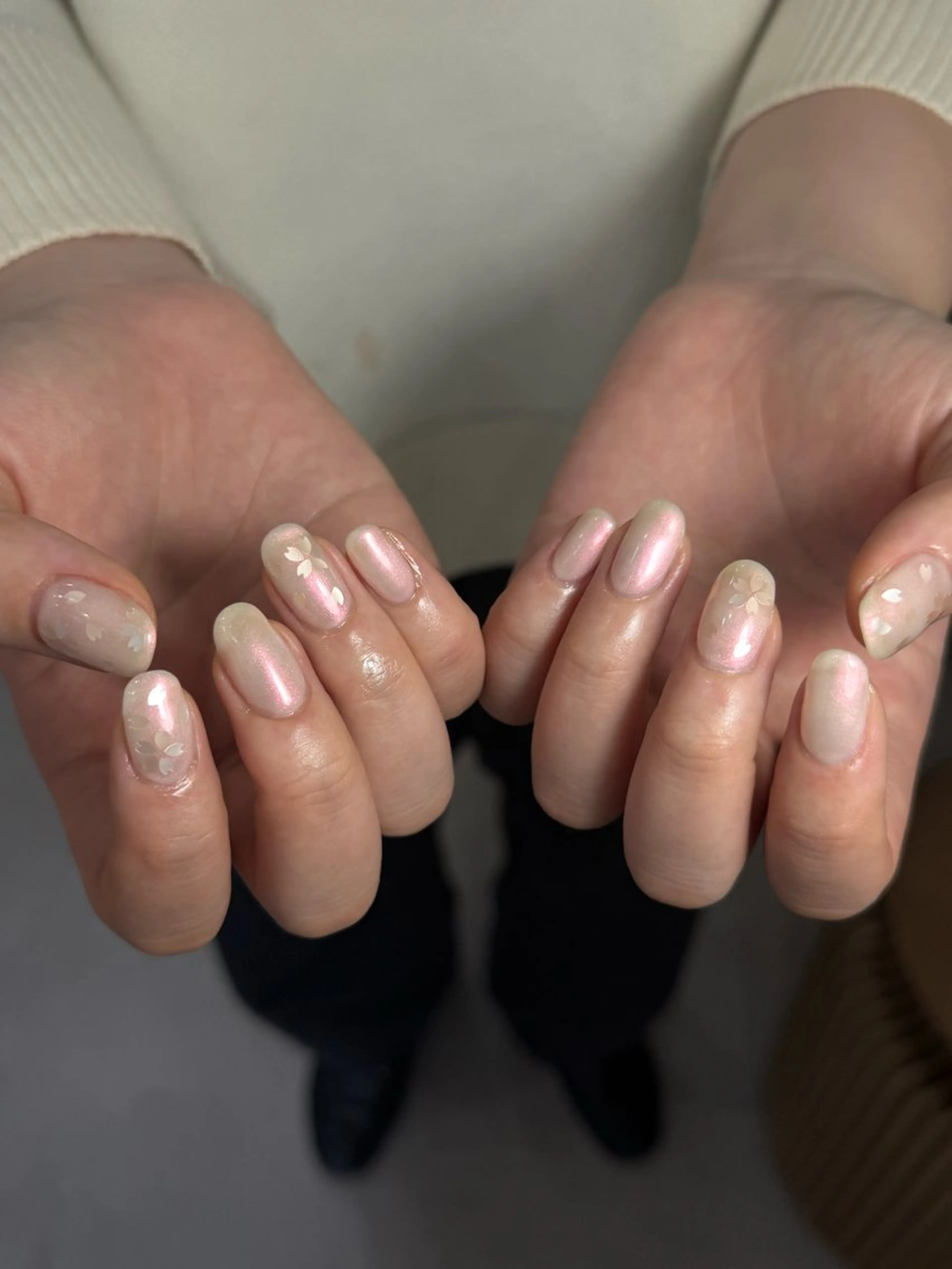 ネイル neouv所属・NEOUV_ mikuのネイルデザイン