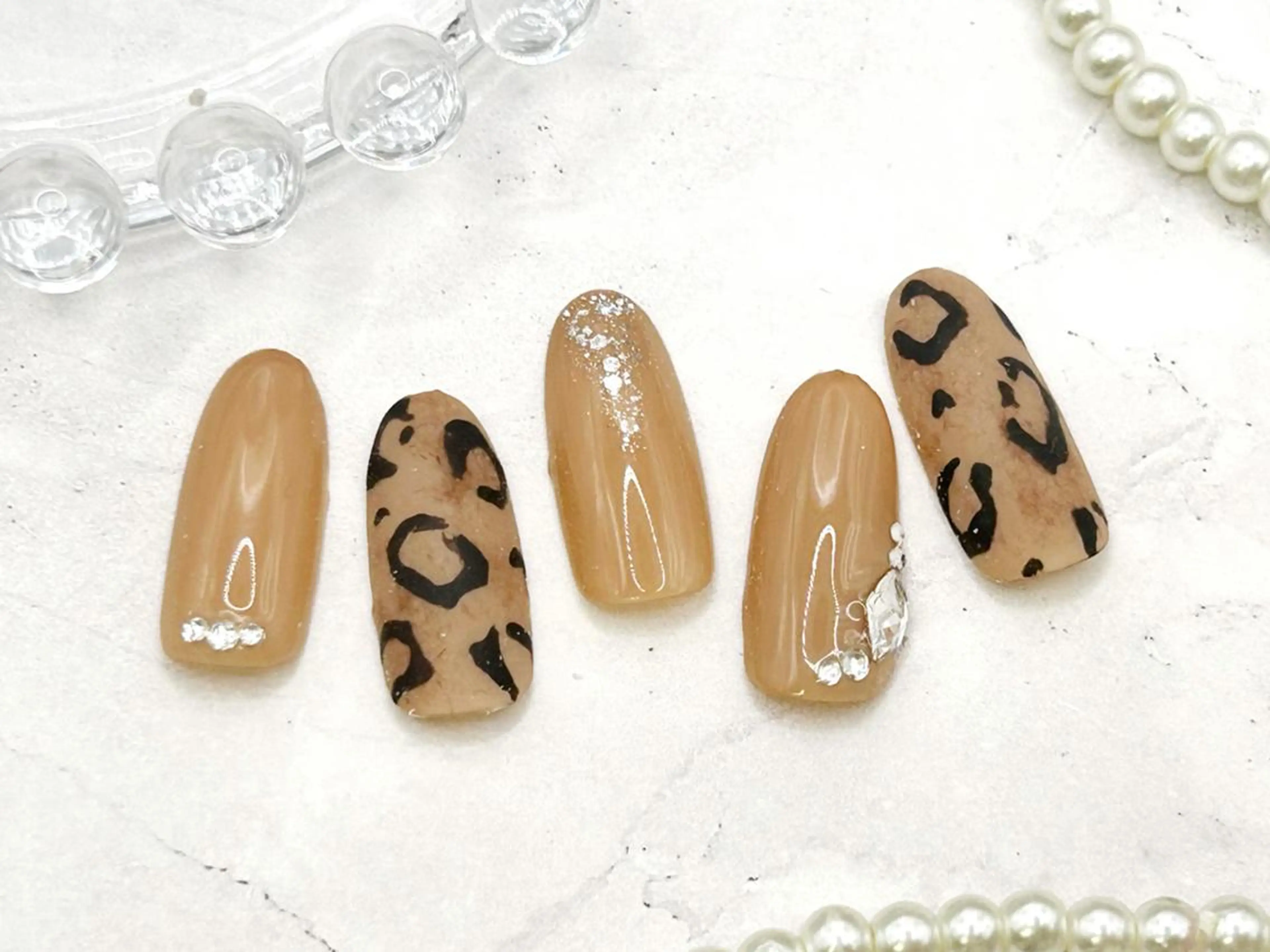 ネイル ハンドネイル orbe 芳長のネイルデザイン