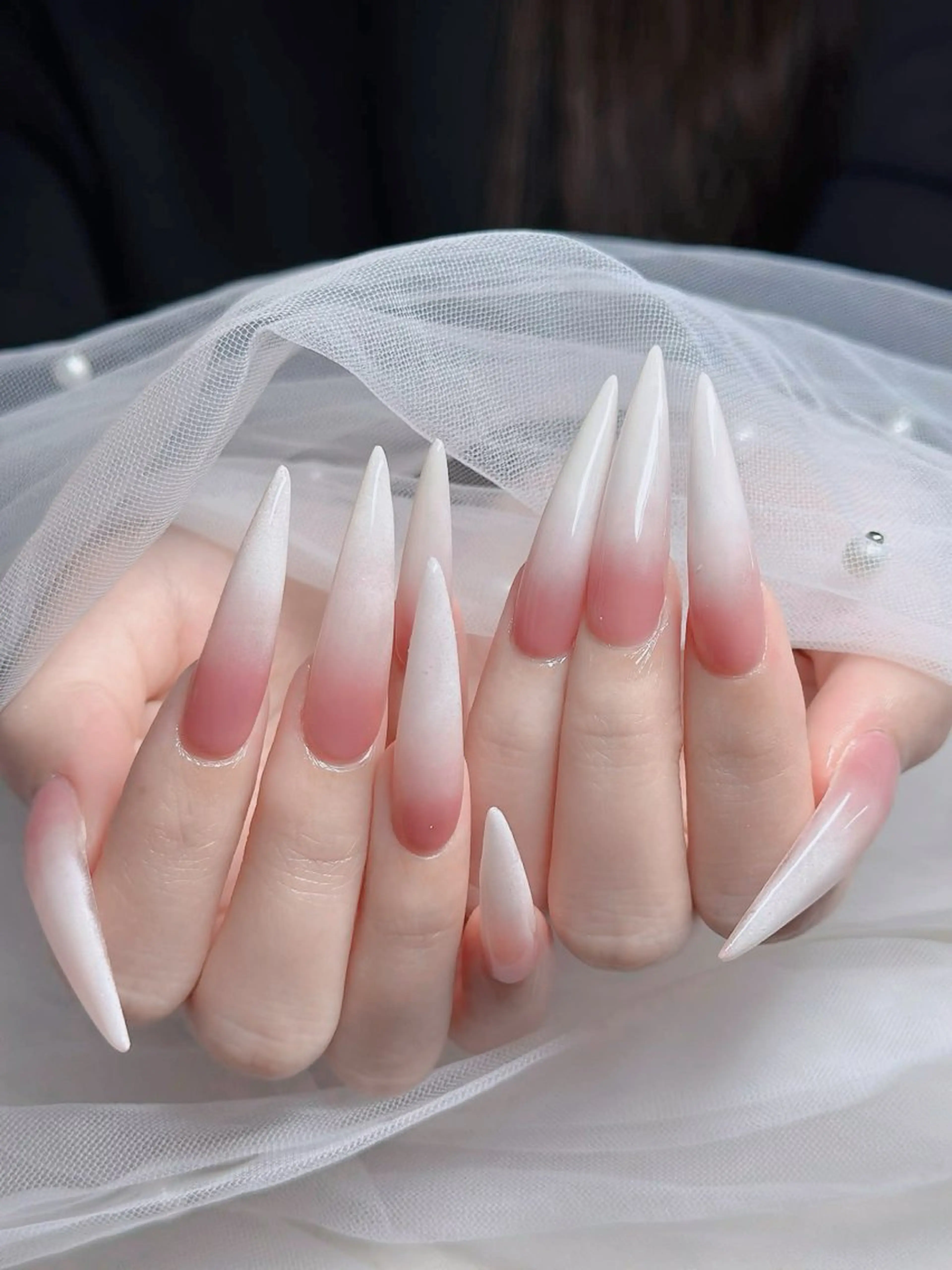 ネイル アートネイル ボルドー フレンチネイル ジェルネイル 氷ネイル・うるうるネイル ハンドネイル H.baby Nail Salonのネイルデザイン