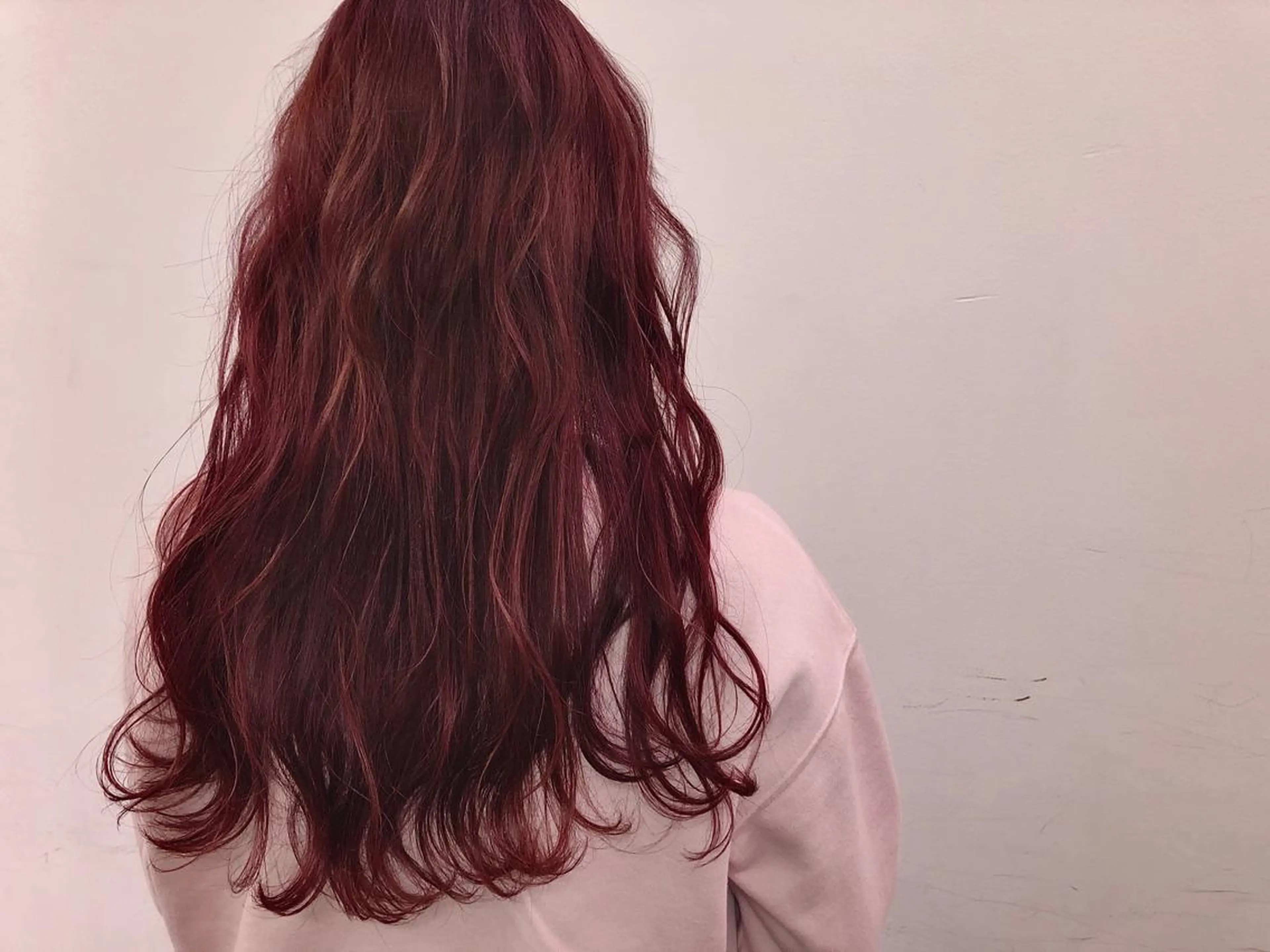 セミロング カラー ブリーチ ピンクカラー ヘアカラー トリートメント メンズ レイヤー ウルフ 弓木啓輔のヘアスタイル