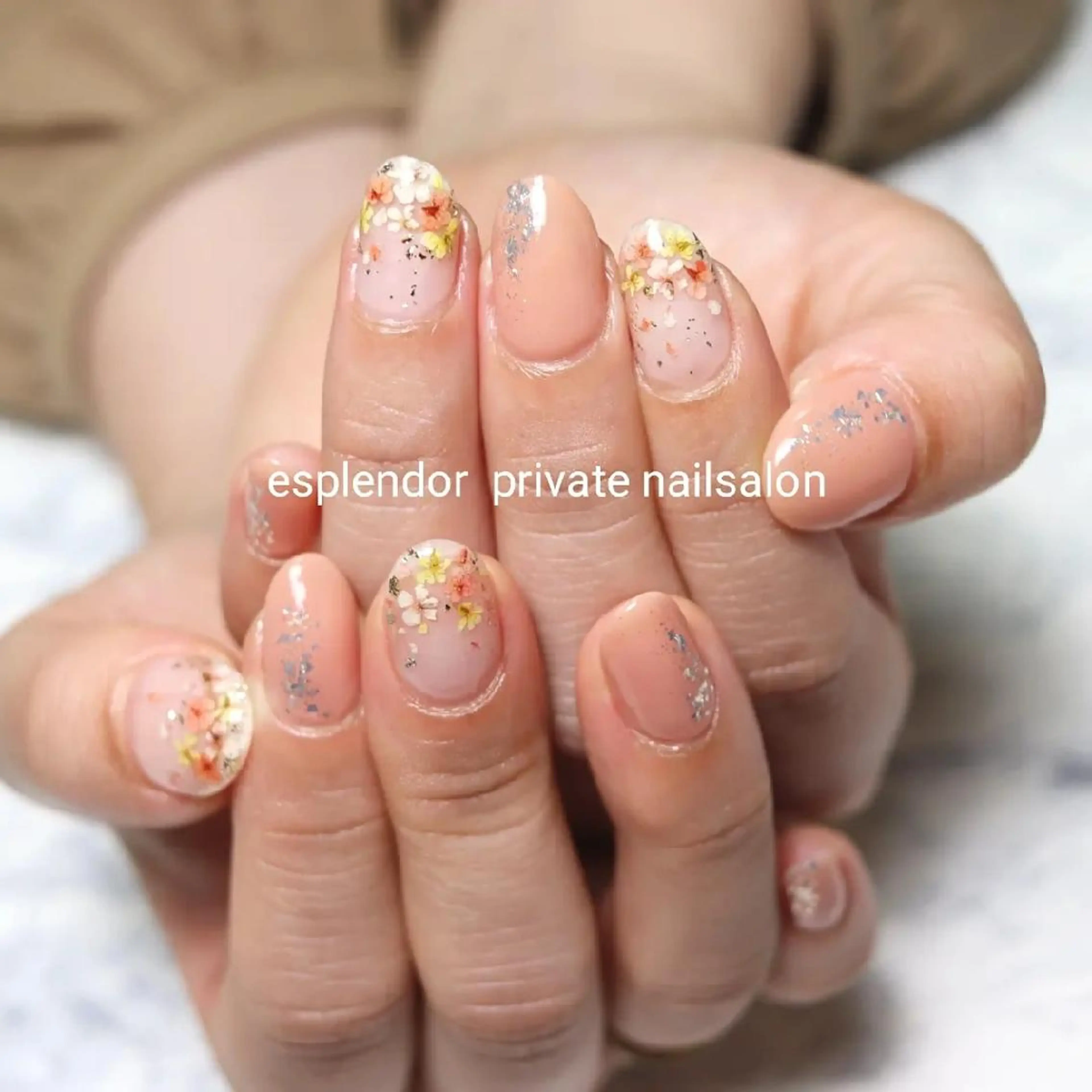 ネイル オレンジ esplendor  エスプレンドル所属・esplendor  エスプレンドルのネイルデザイン