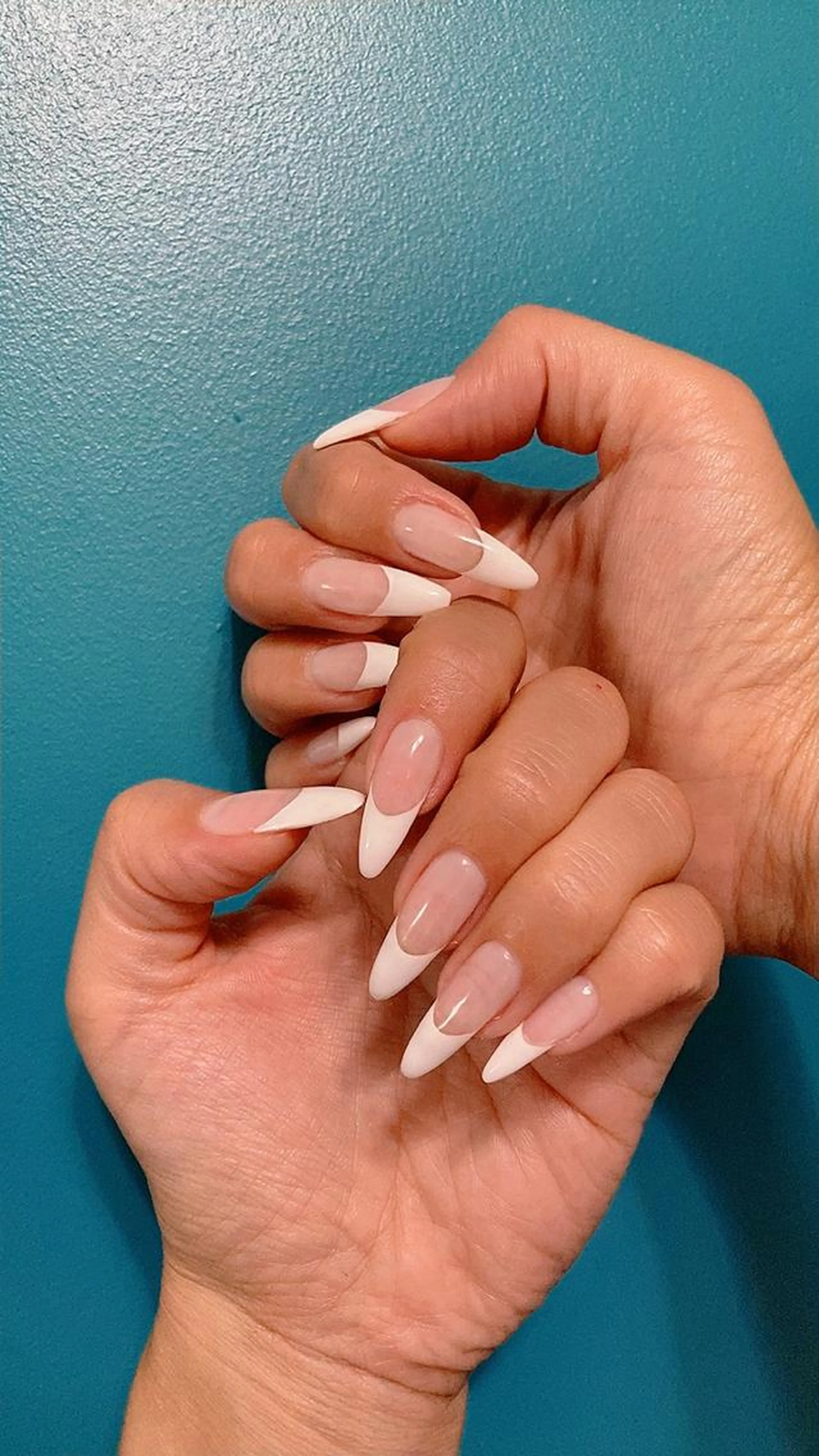 ご新規様フレンチオフ込【クリアベース】7700→6500※お色をベースにいれる場合+500円になります。の写真