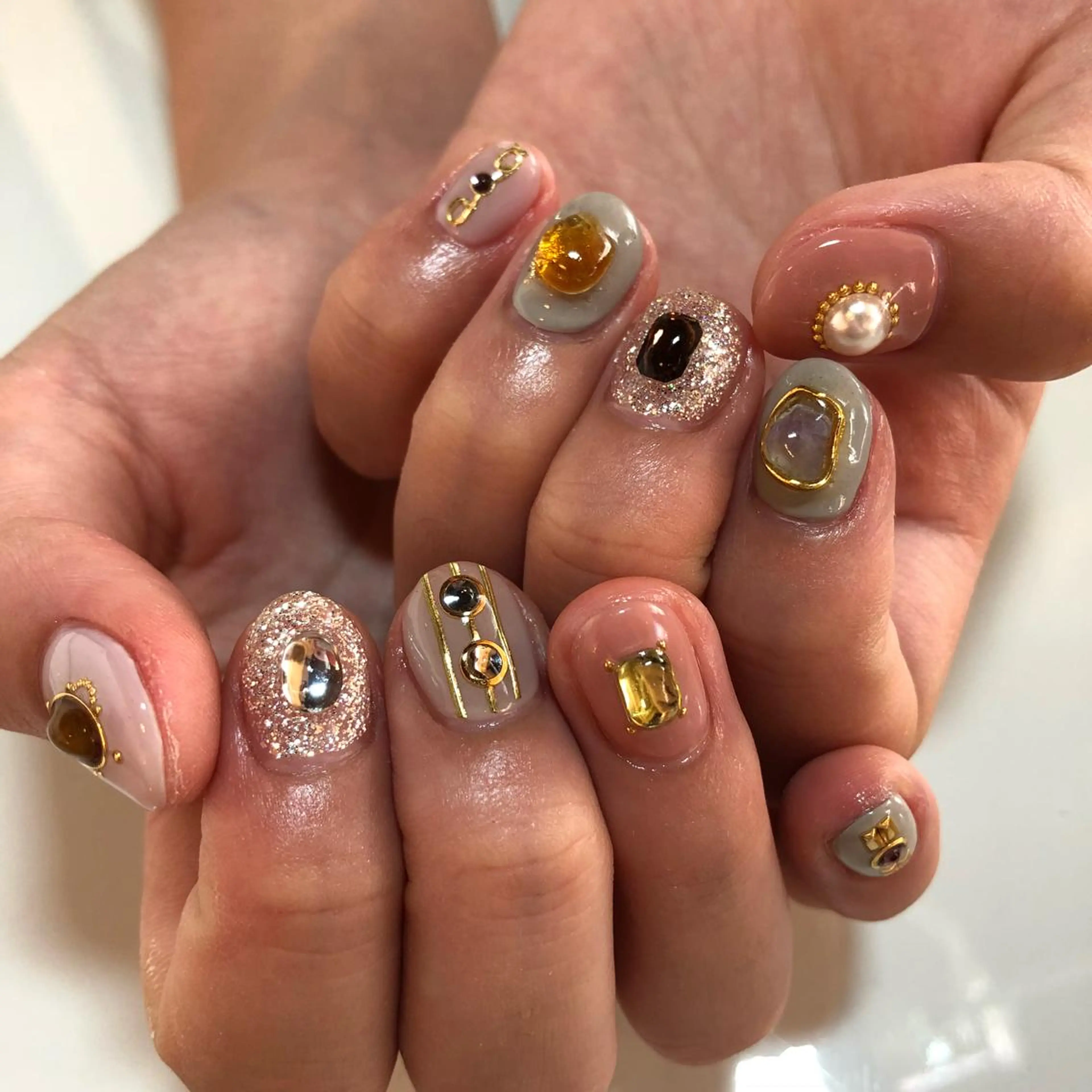 ネイル ニュアンスネイル g-up nail所属・米田 律子のネイルデザイン