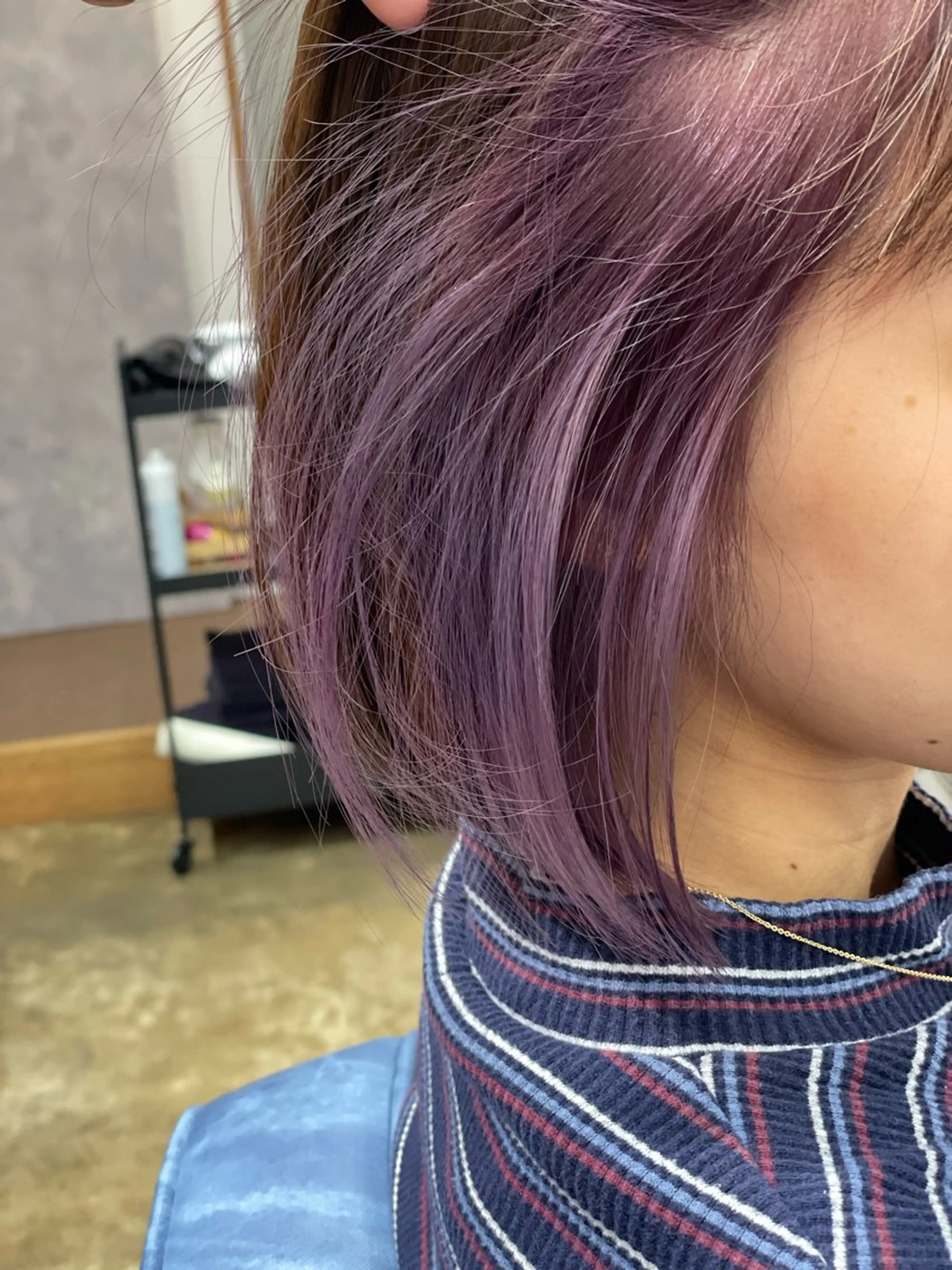 ミディアム カラー イヤリングカラー パープルカラー Snaly カラー特化ページのヘアスタイル