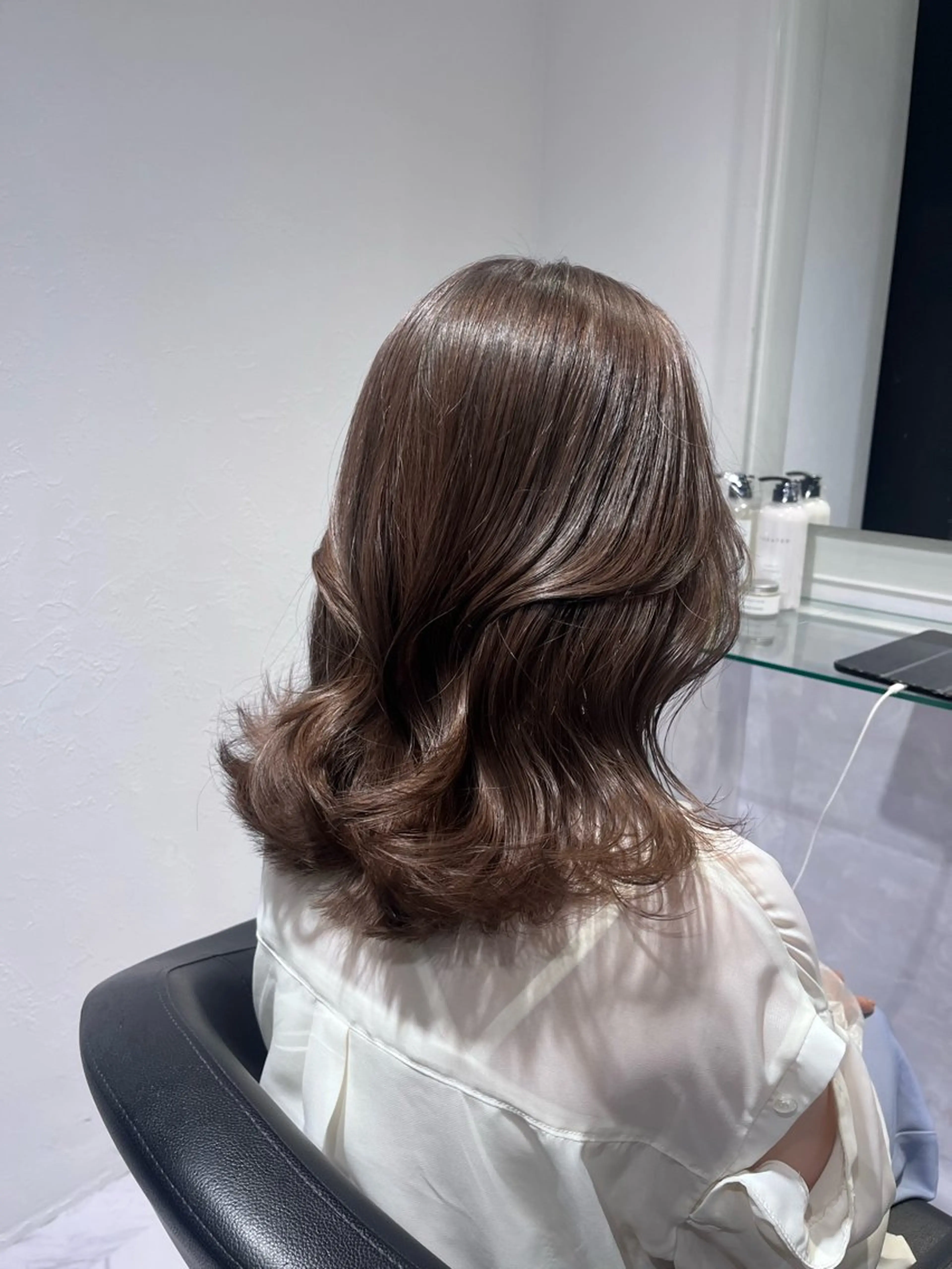 ミディアム カラー 髪質改善🩰透明感カ ラー🎀hinanoのヘアスタイル