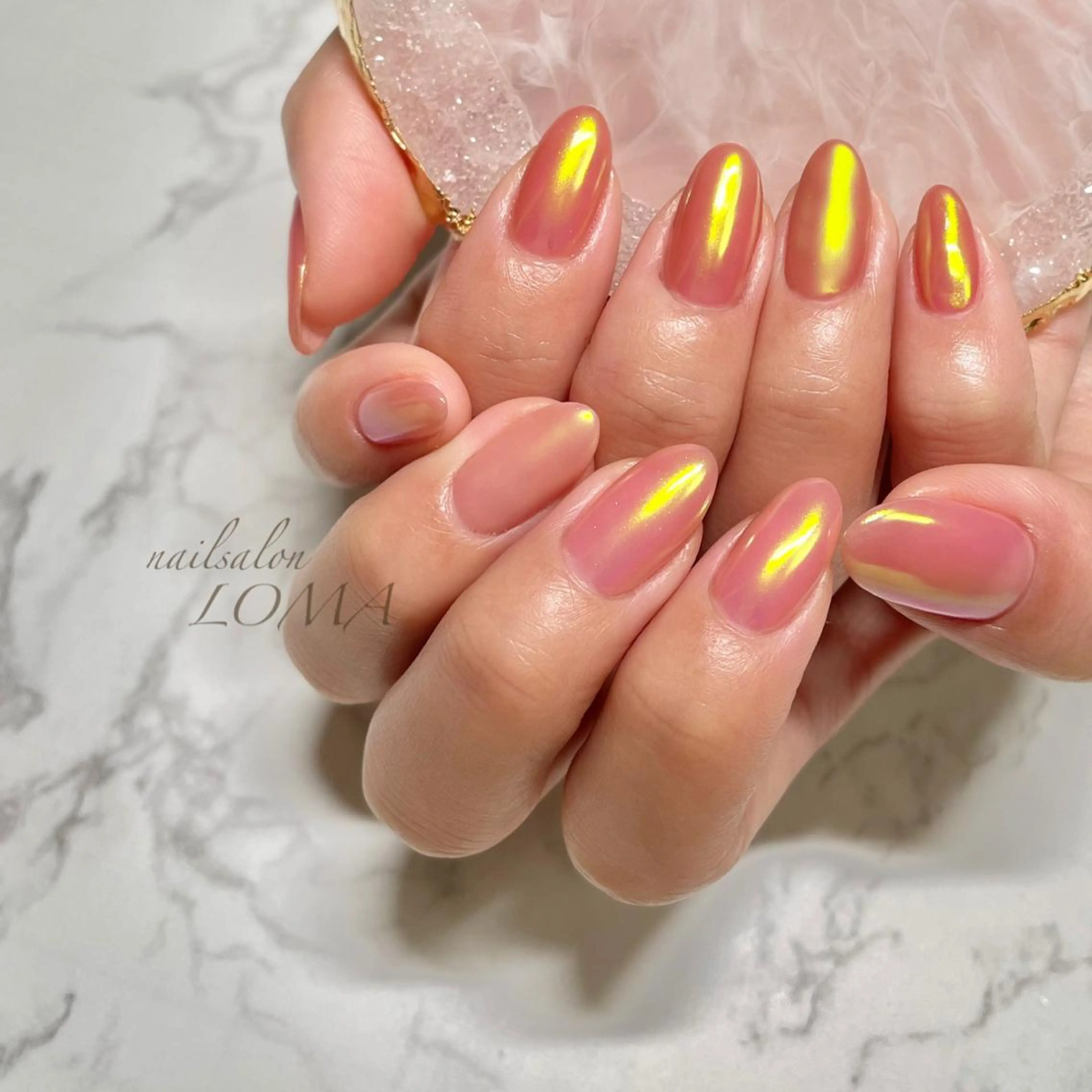 ネイル オーロラネイル マットネイル ミラーネイル ハンドネイル ハンドケア m-nail所属・m-nail 🌙minamiのネイルデザイン