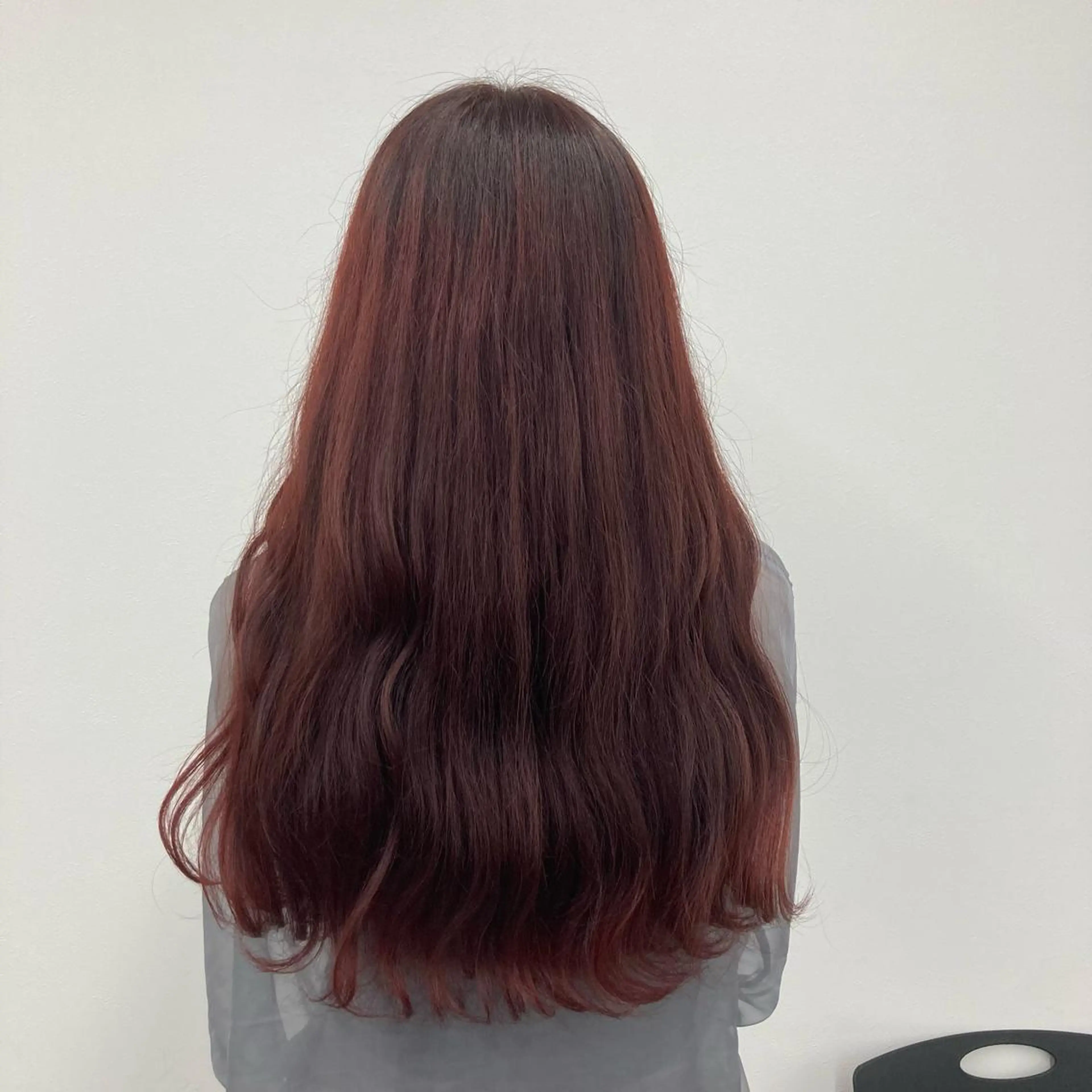 ロング EMIL/上野駅近 /ブリーチ縮毛矯正のヘアスタイル