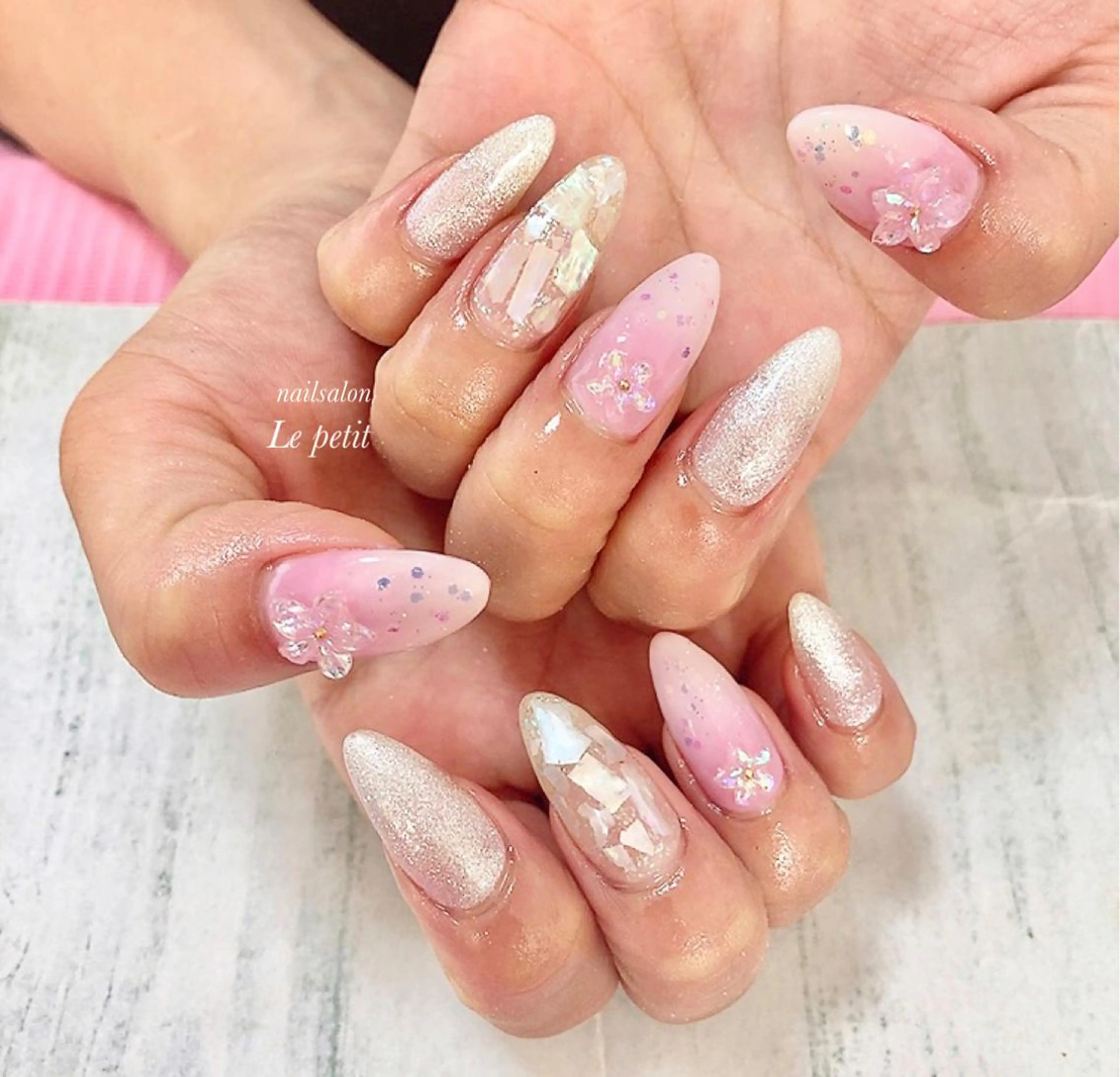 ネイル 石野 広佳のネイルデザイン