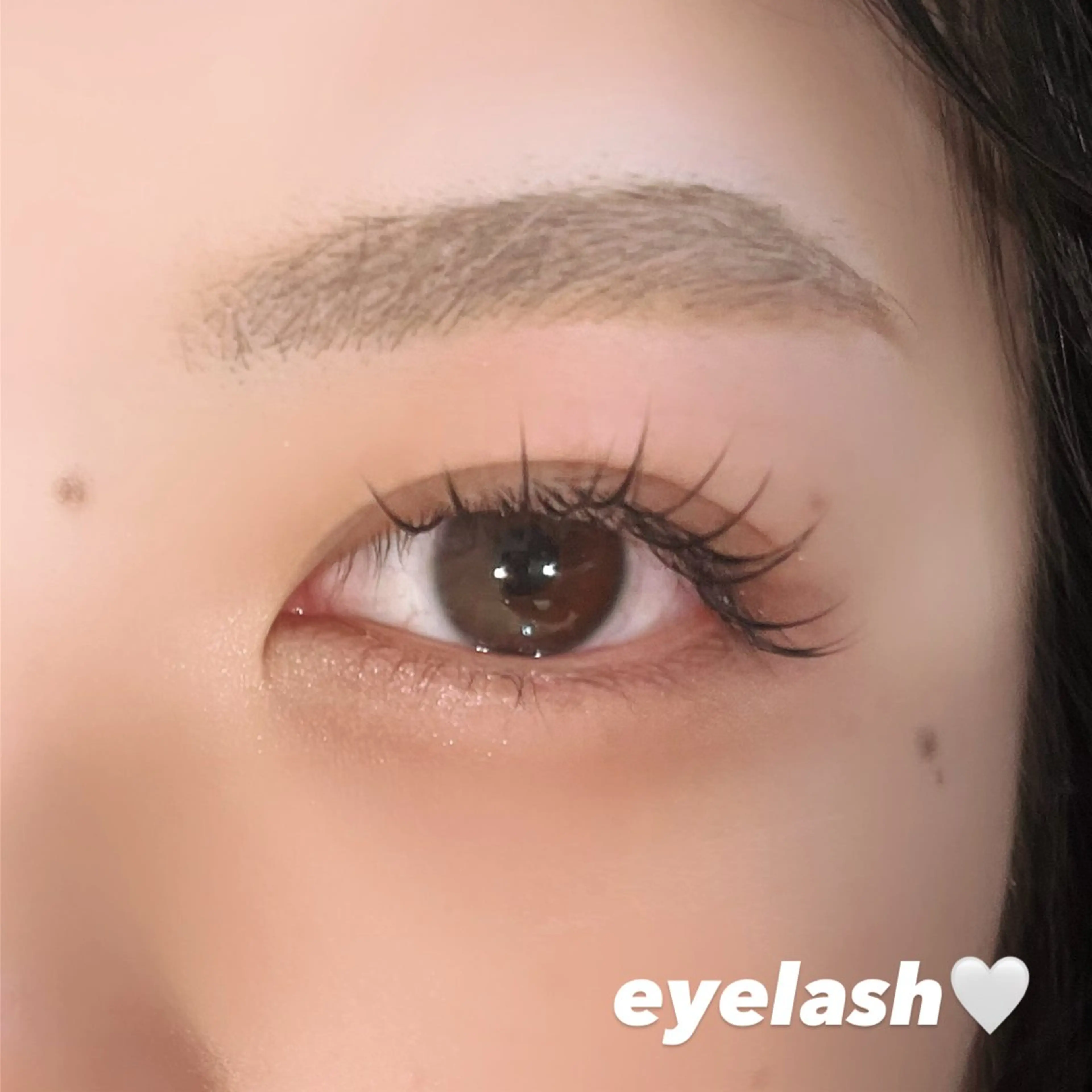 マツエク・マツパ 稲垣 遥のヘアスタイル