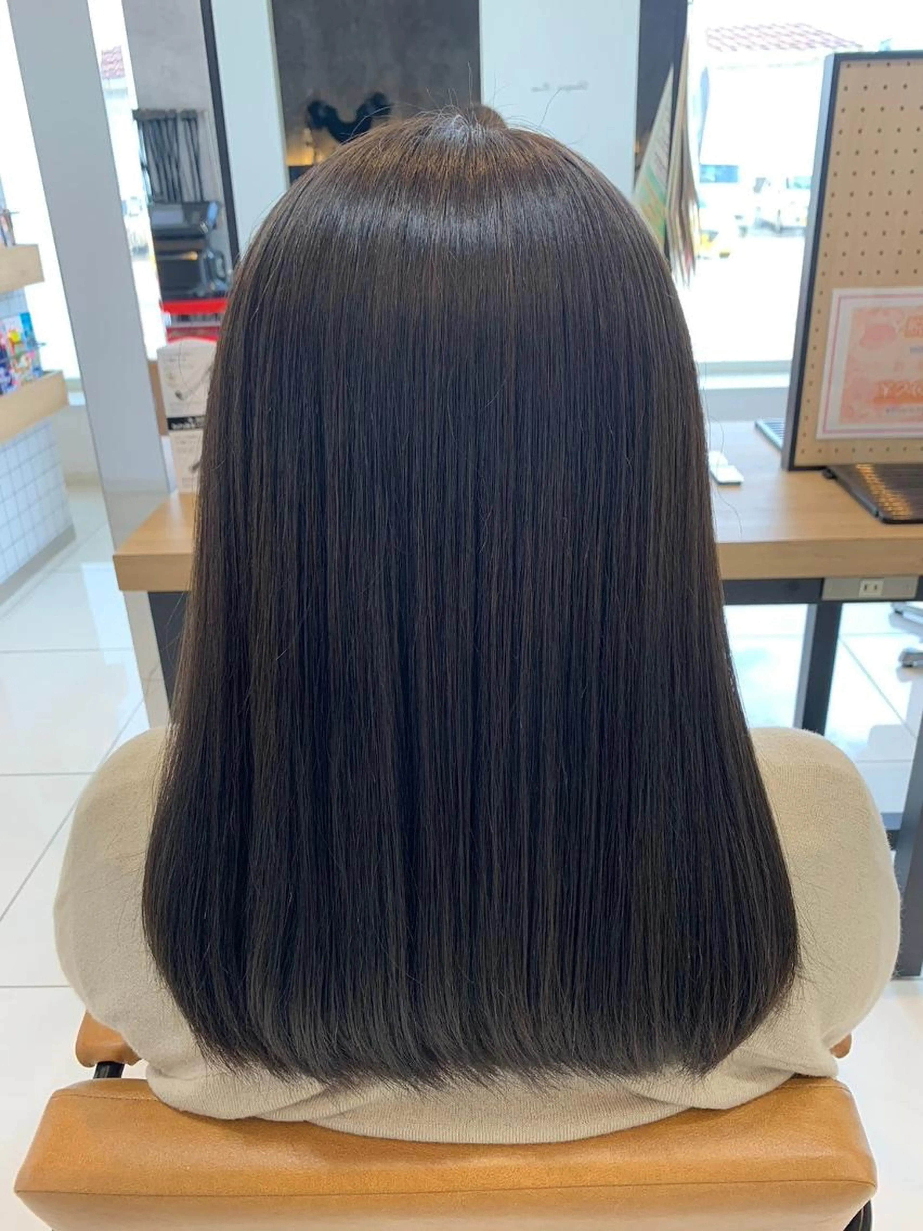 【平日限定☆ミニモ特別価格♪】カット+潤うトリートメント￥7700⇒4400の写真