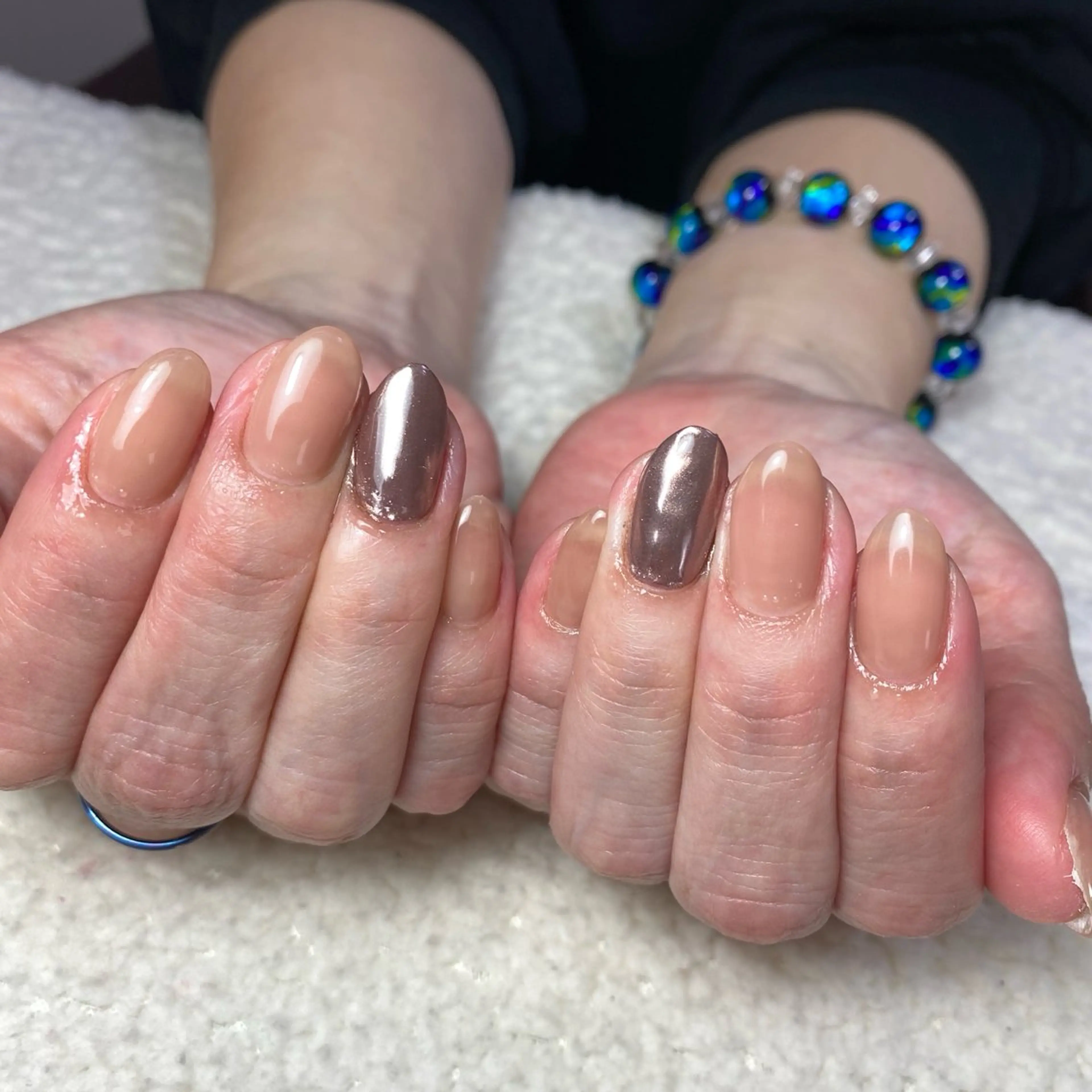 ネイル ミラーネイル ハンドネイル COCO+所属・COCO +のエステ・リラクイメージ