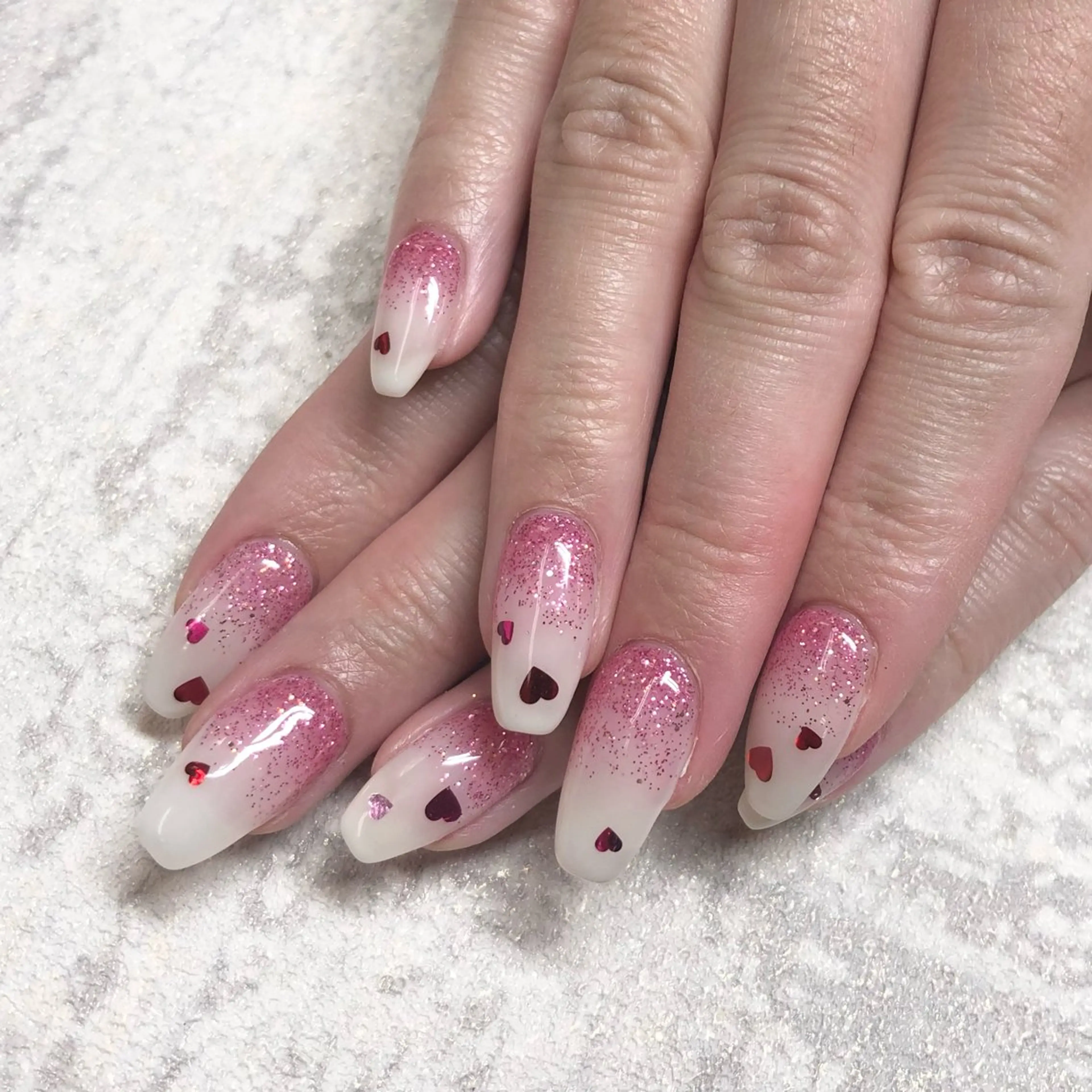 ネイル アートネイル ラメ(グリッター) ラメグラデーション ワンカラーネイル パリュール新宿店所属・パリュール 新宿店のネイルデザイン