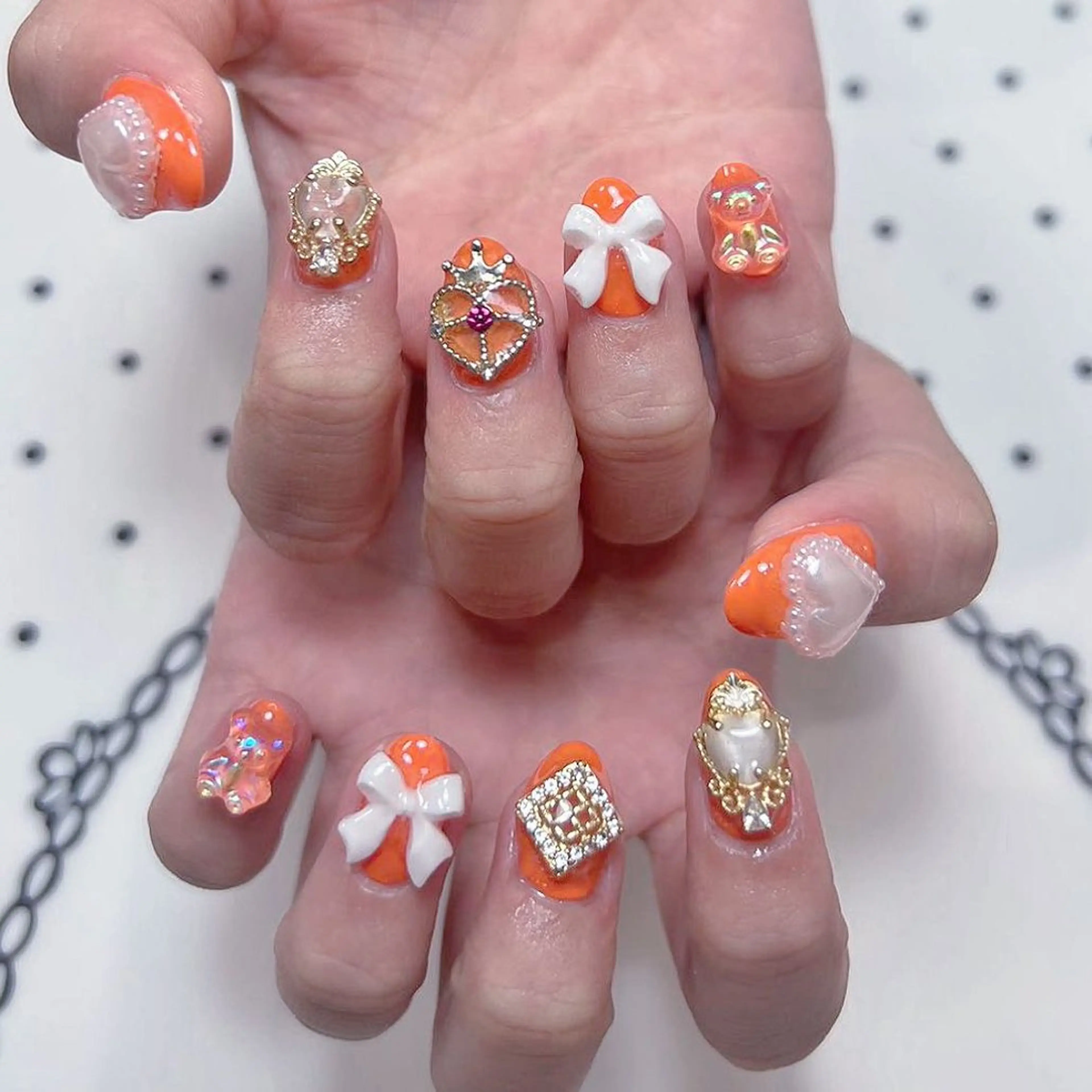 ネイル アートネイル オーロラネイル フラッシュネイル ガーリー キラキラネイル ハンドネイル ハンドケア DEMAIN- 🕊️研修のネイルデザイン