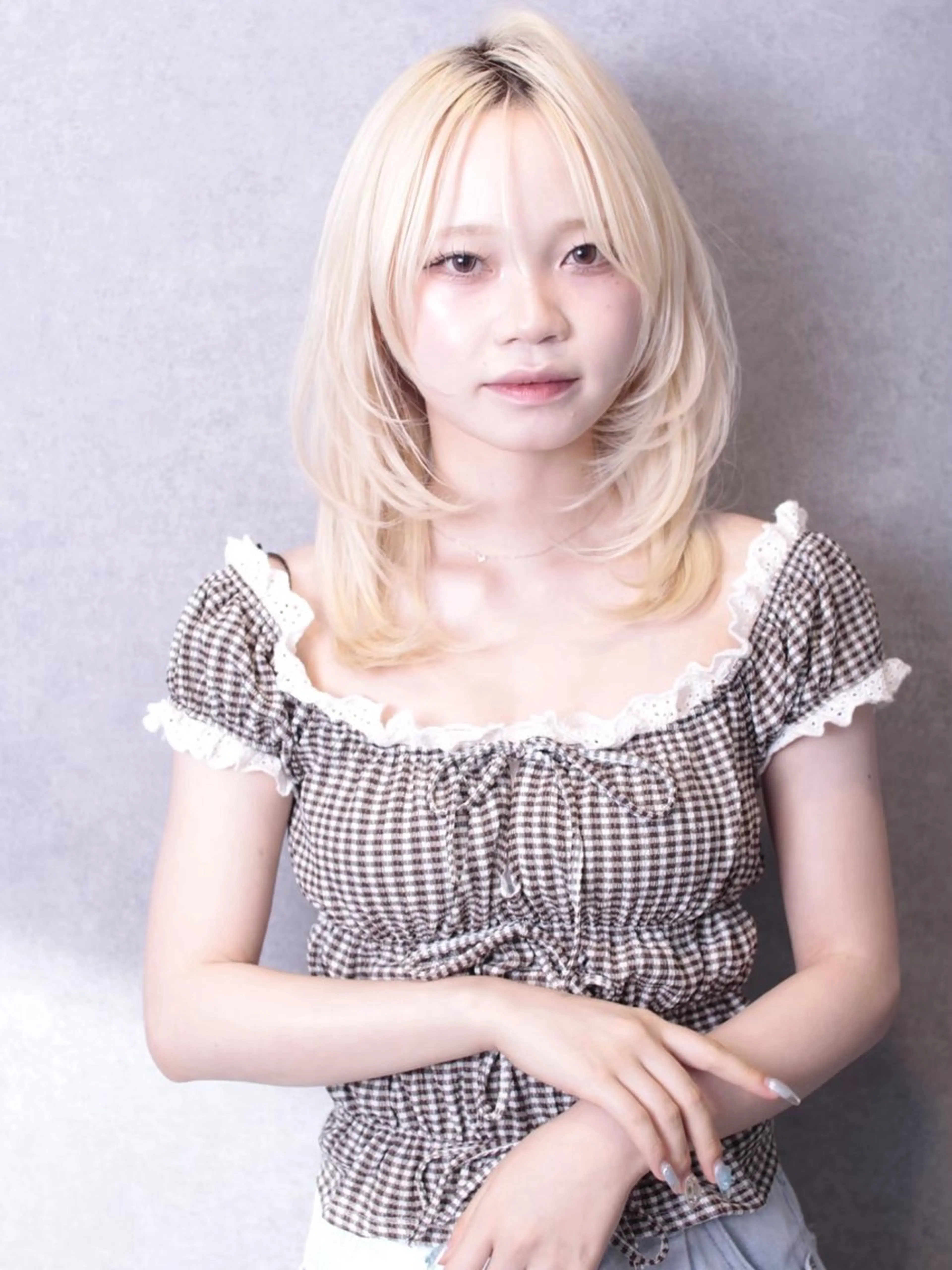 ミディアム 齋藤 艶珠のヘアスタイル