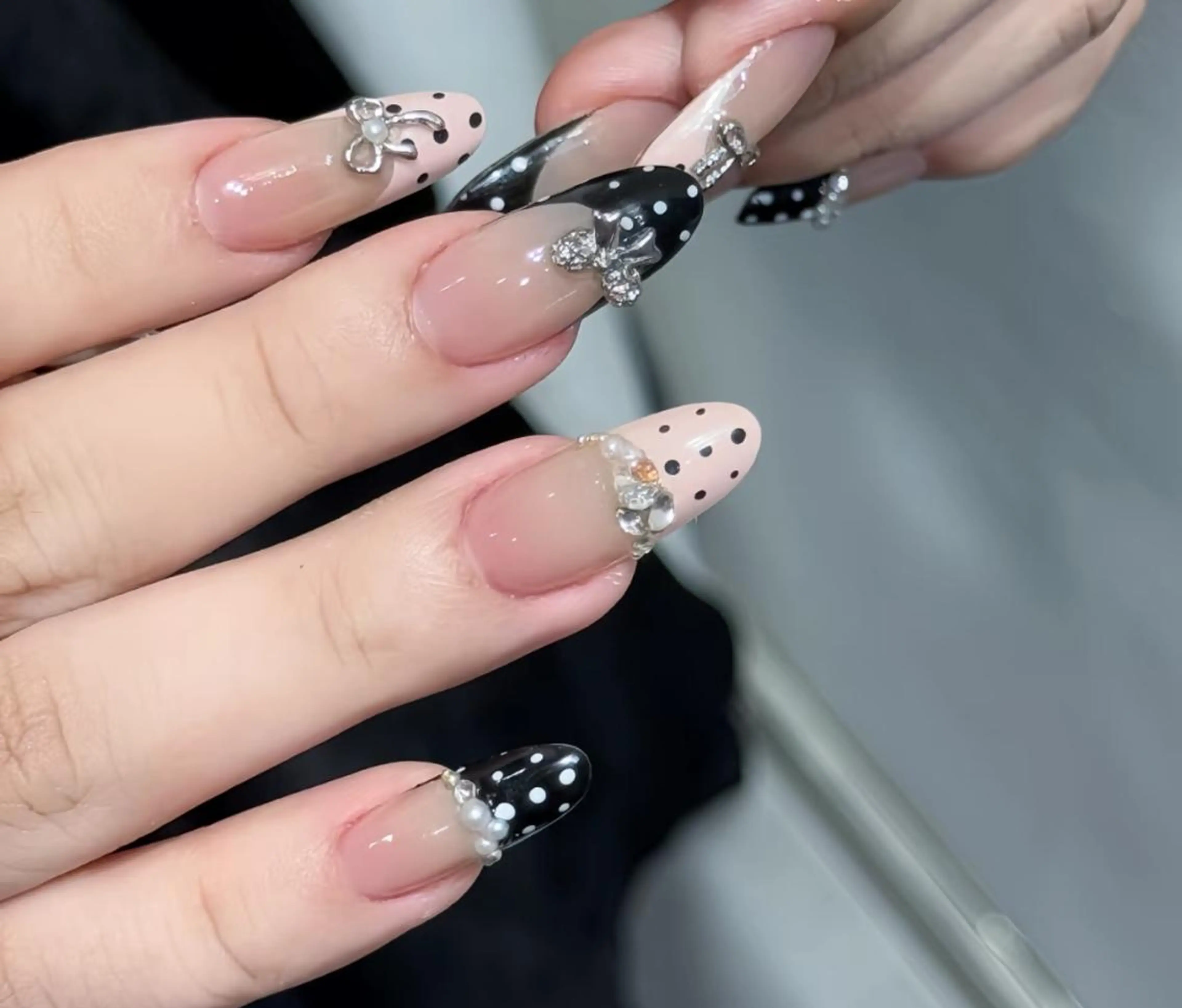 ネイル ハンドネイル 🎀 NaNa_nailのネイルデザイン