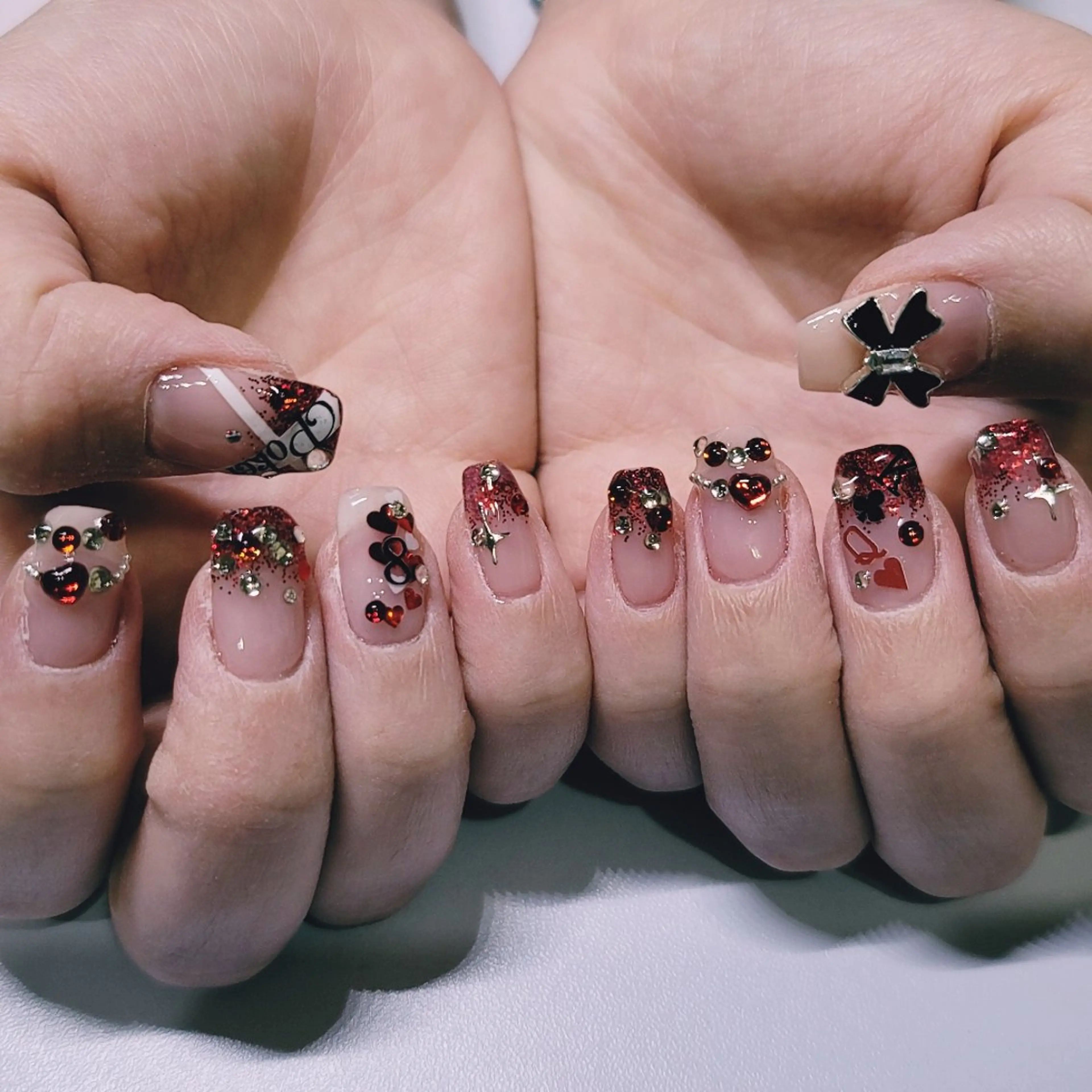 ネイル グラデーション ハート ラメ(グリッター) 赤色 ハンドネイル よしだ ひろきのネイルデザイン