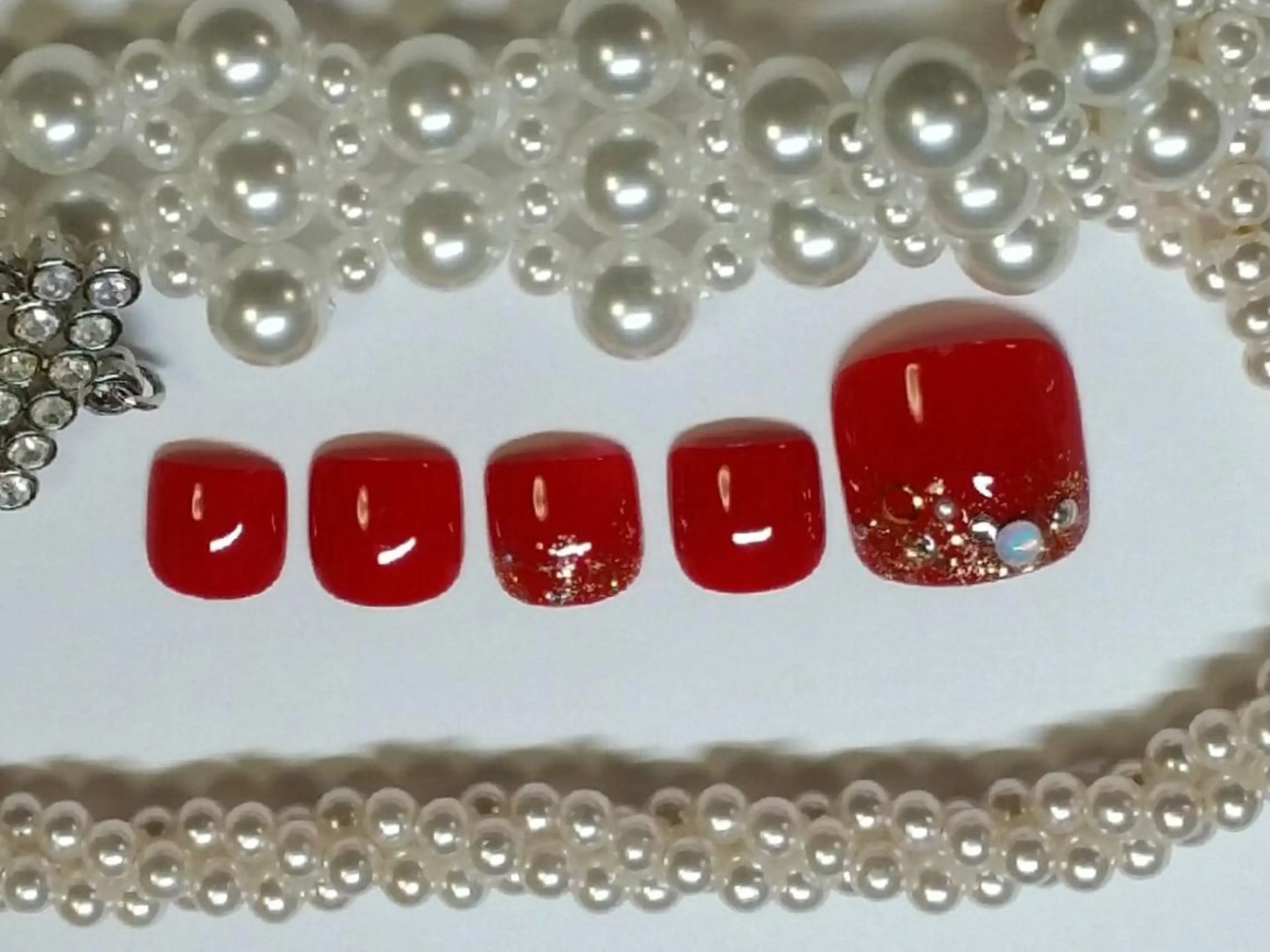 セール価格‼フット親指デザインジェルネイル(オフなし)の写真