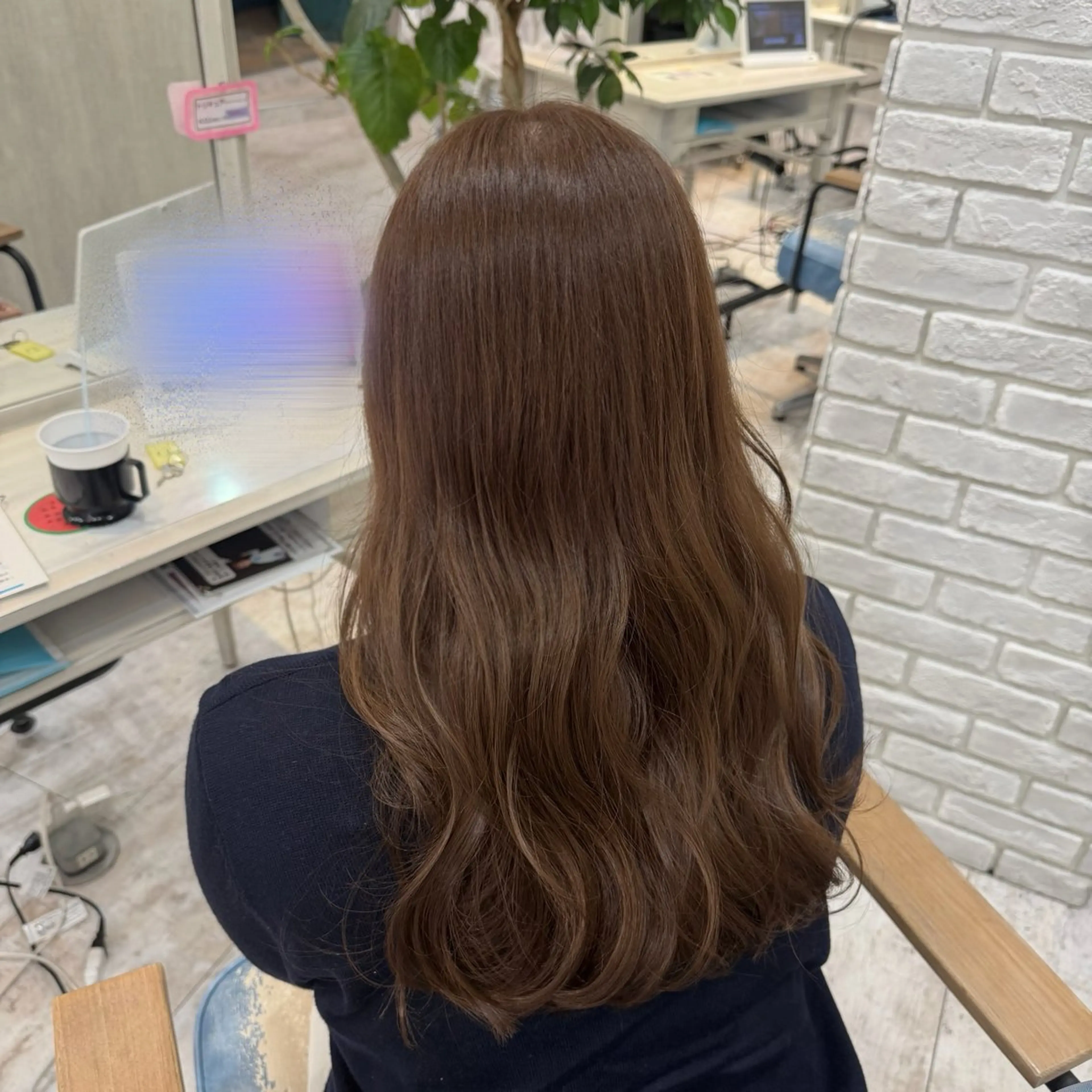 セミロング カラー カット ヘアカラー トリートメント 🫧透け感⋆艶髪💎 山口アヤカのヘアスタイル