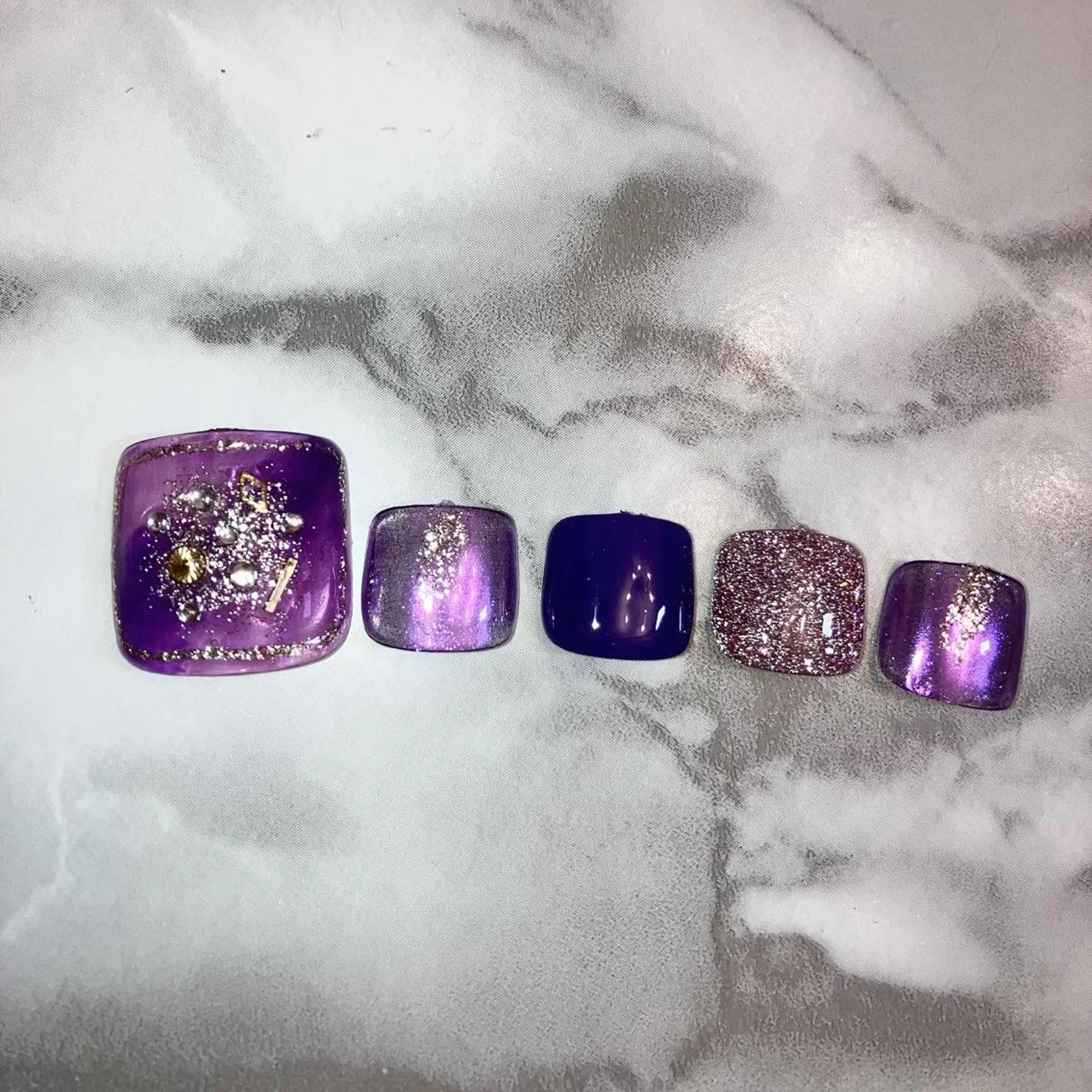 ネイル フットネイル ネイルサロン D-glowのネイルデザイン