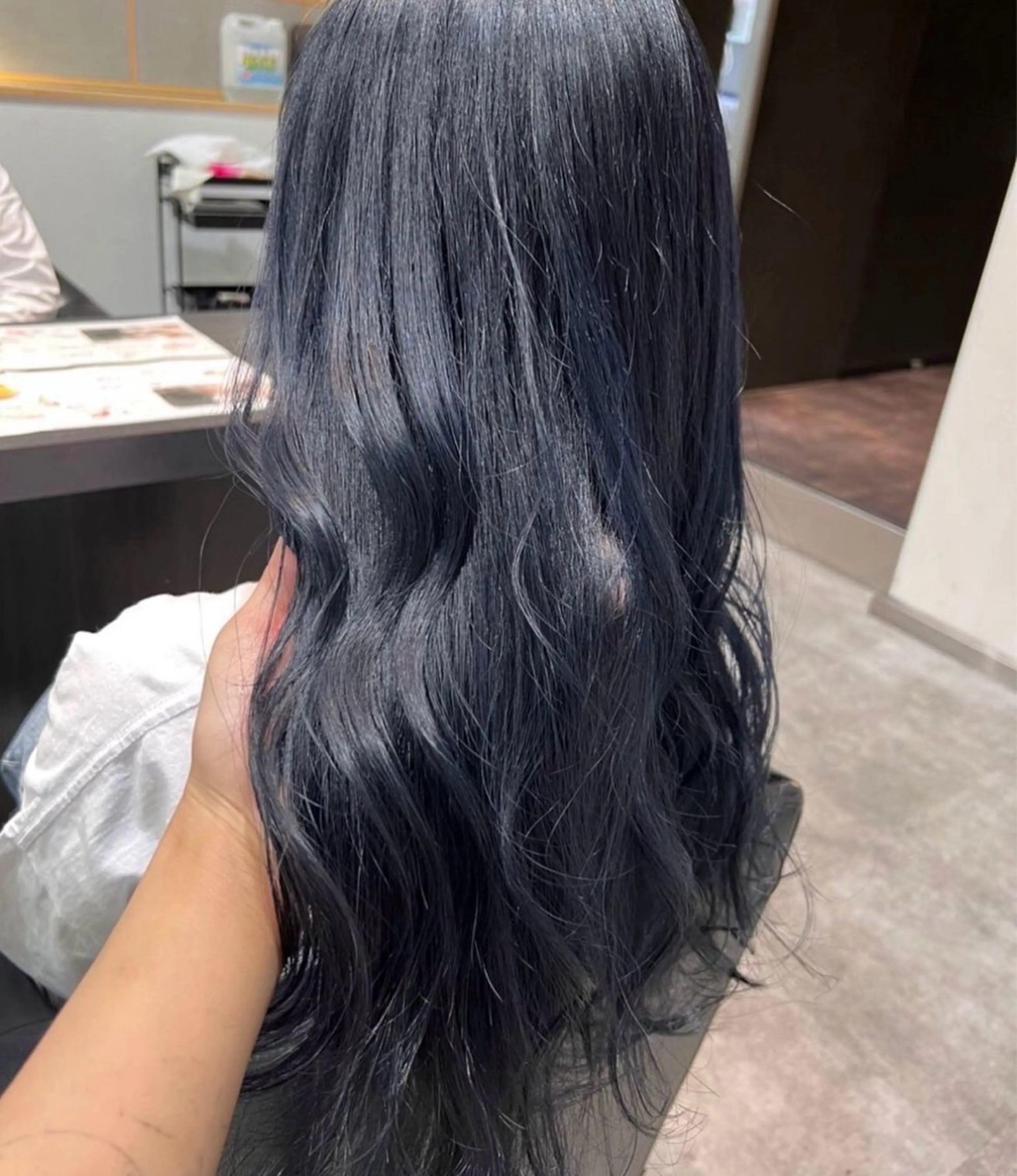 カラー 林 美月のヘアスタイル