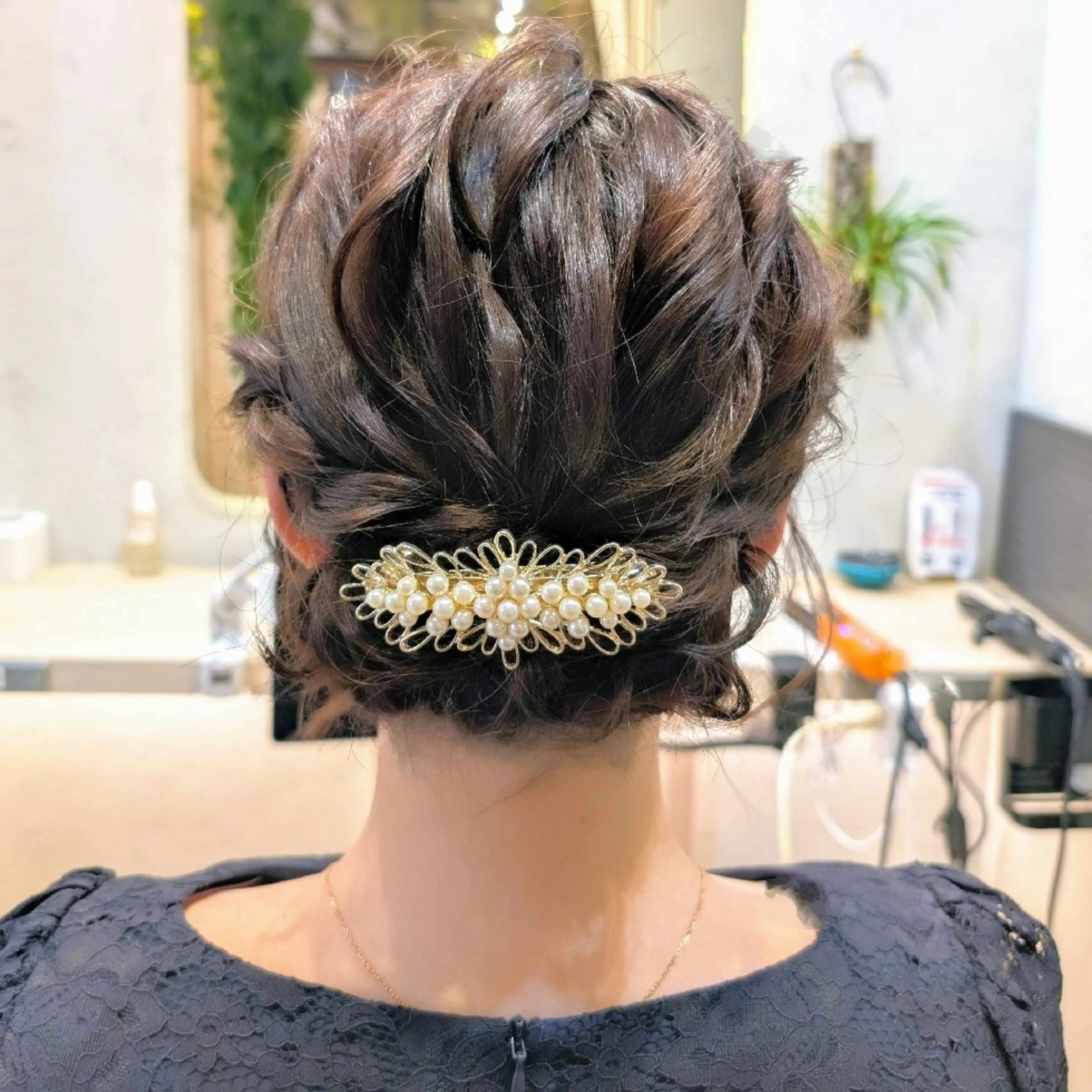 ヘアアレンジ ミディアム ボブ ヘアセット koto💭 コトのヘアスタイル