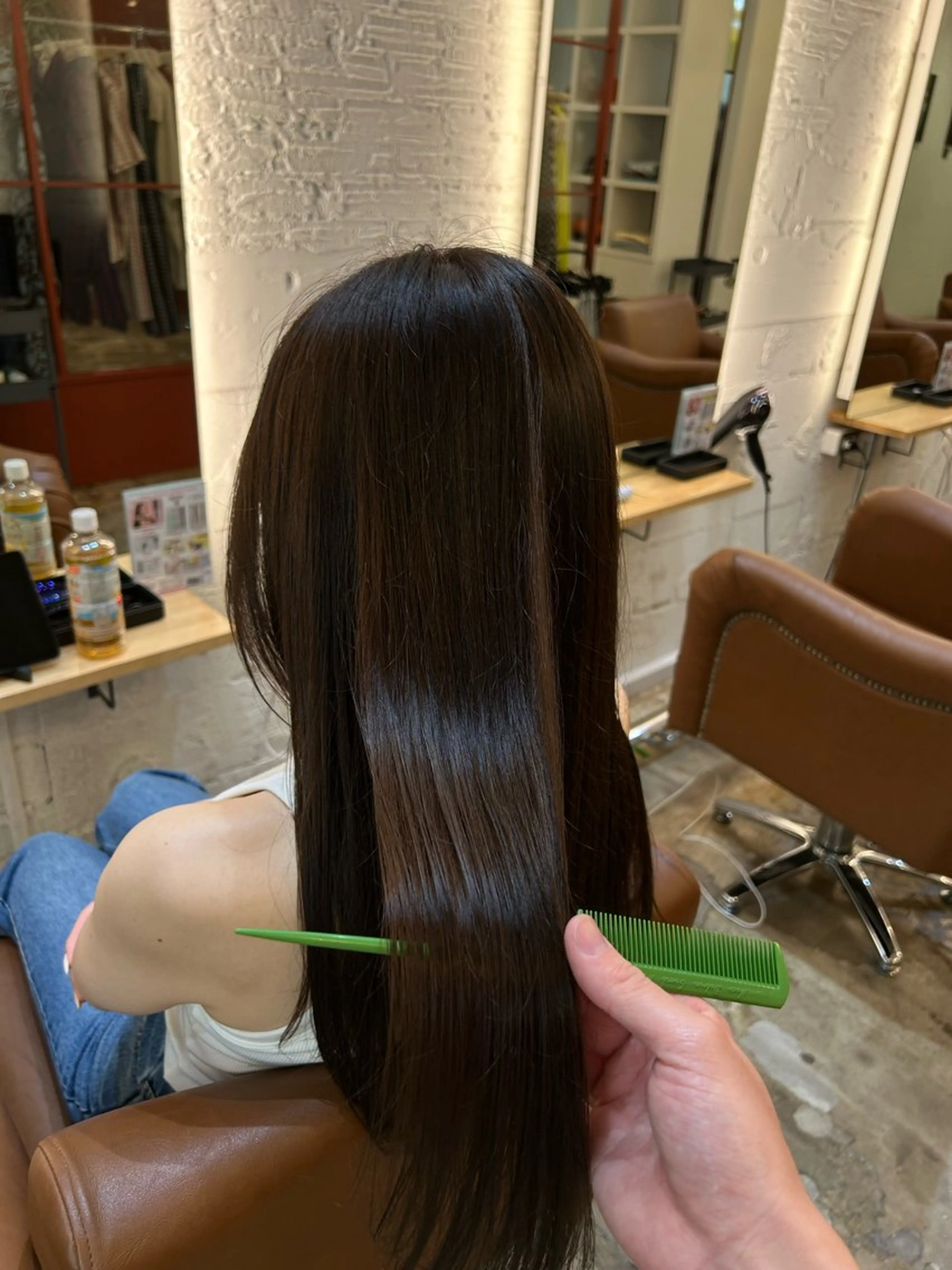 ロング カラー グレージュ オリーブグレージュ オリーブグレー AMBERGLEAM Hair&Cloth Yoga所属・Ryo☘縮毛矯正/ メンズ/ブリーチ/のヘアスタイル