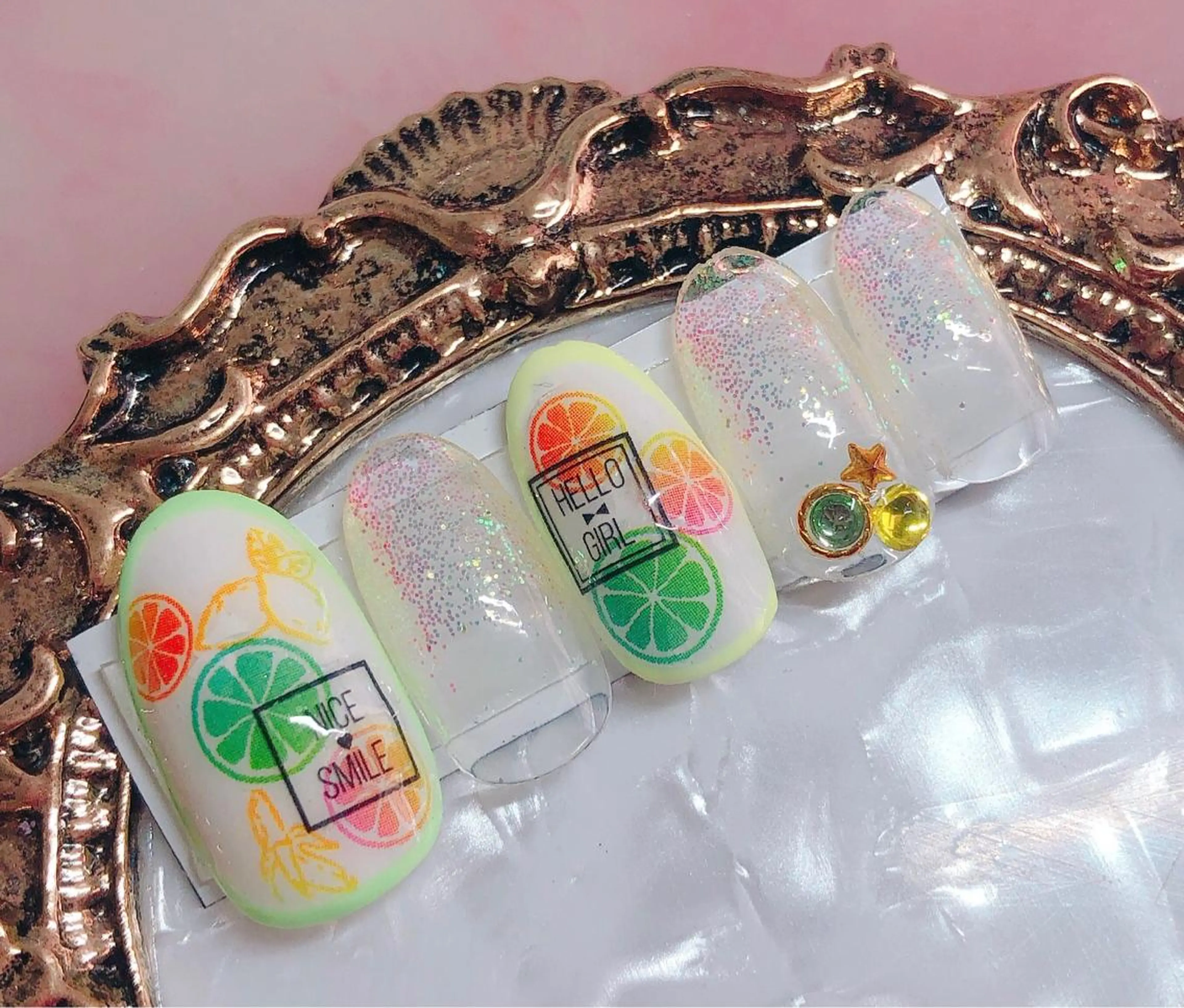 ネイル ハンドネイル CROWN プライベートサロンのネイルデザイン