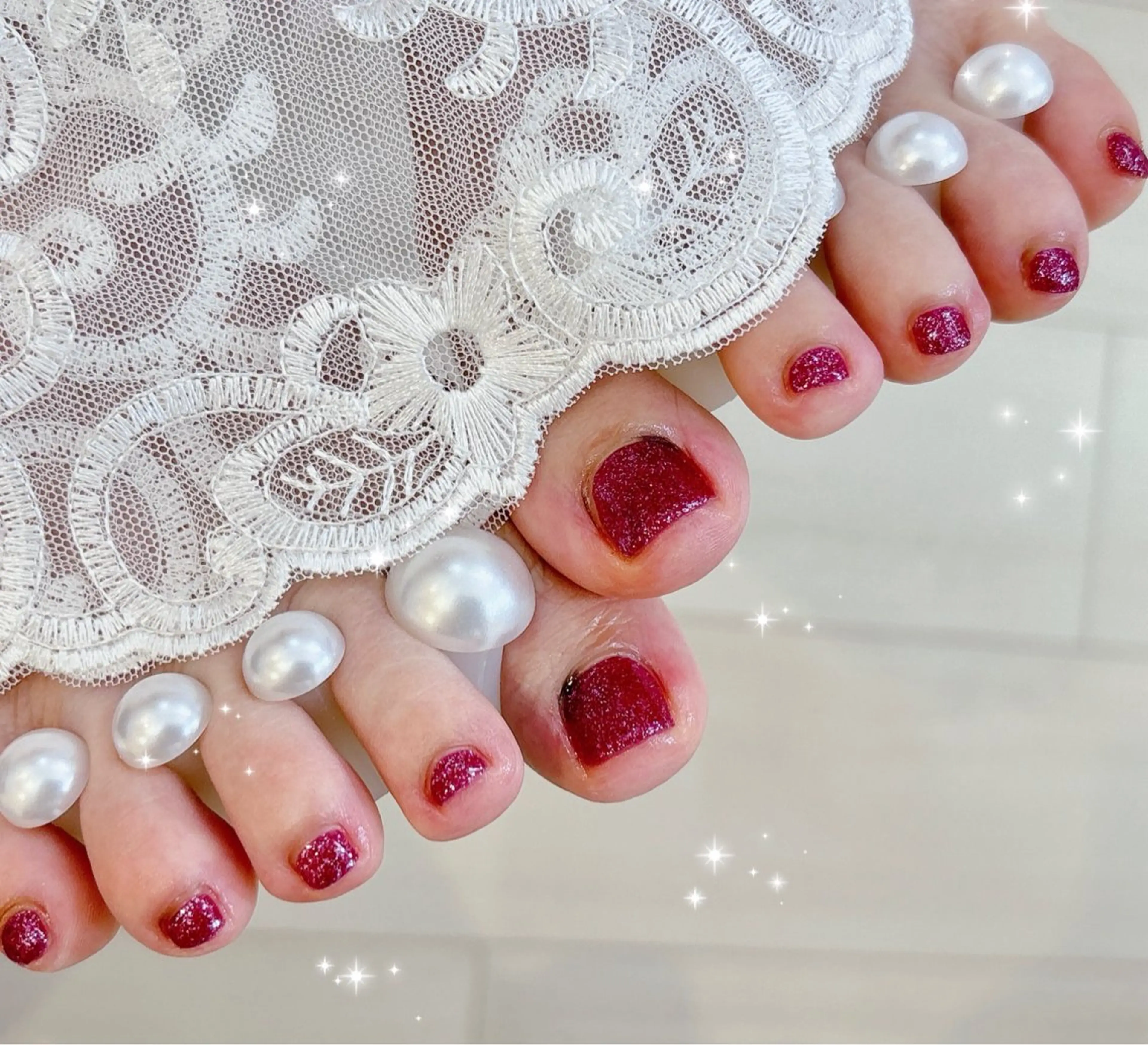 ネイル 赤色 フットネイル FLARE NAIL フレアネイルのネイルデザイン