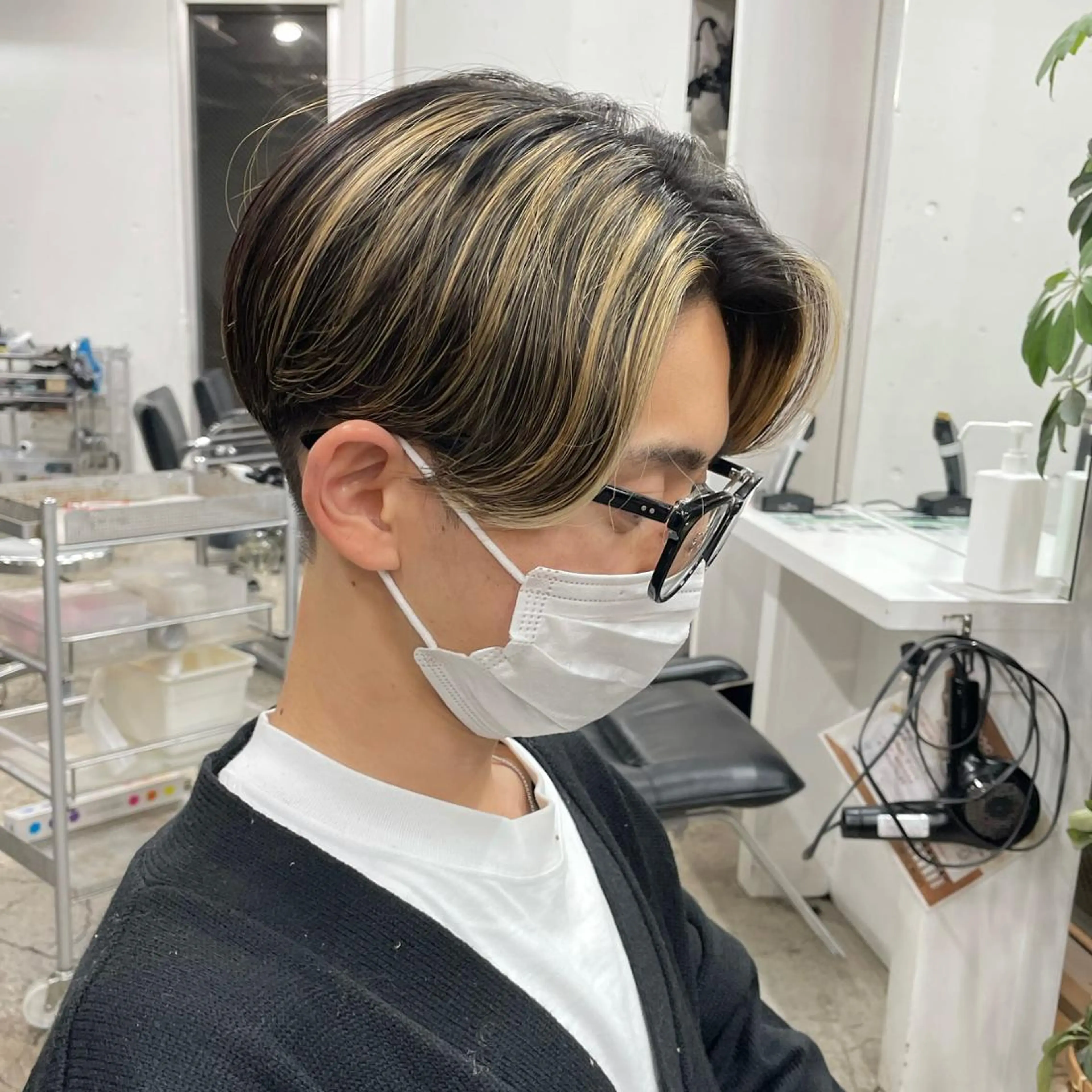 カラー メンズ fifth所属・センターパート／マッ シュ／パーマ　あさみのヘアスタイル