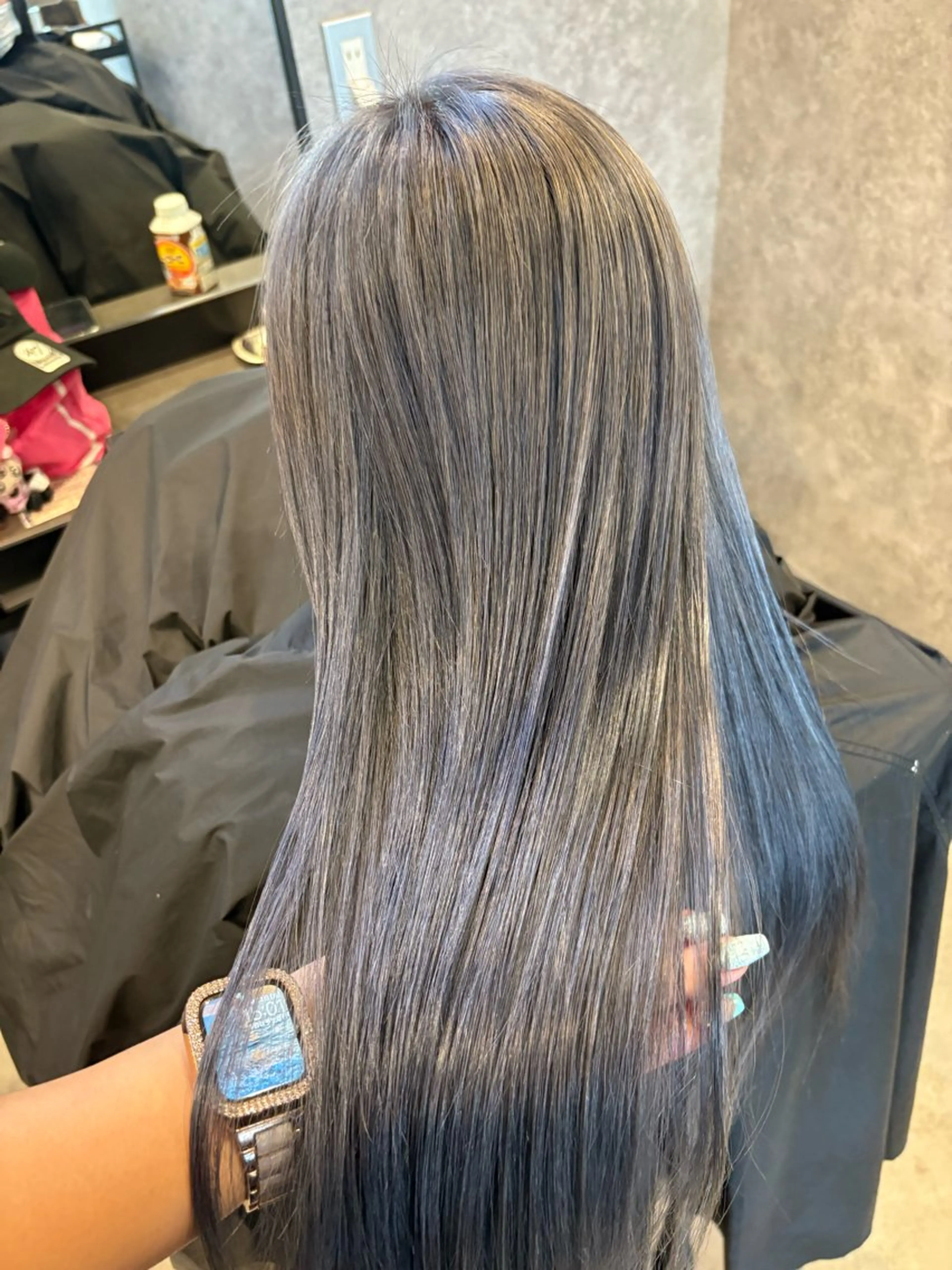 ロング ヘアカラー ink mocaのヘアスタイル