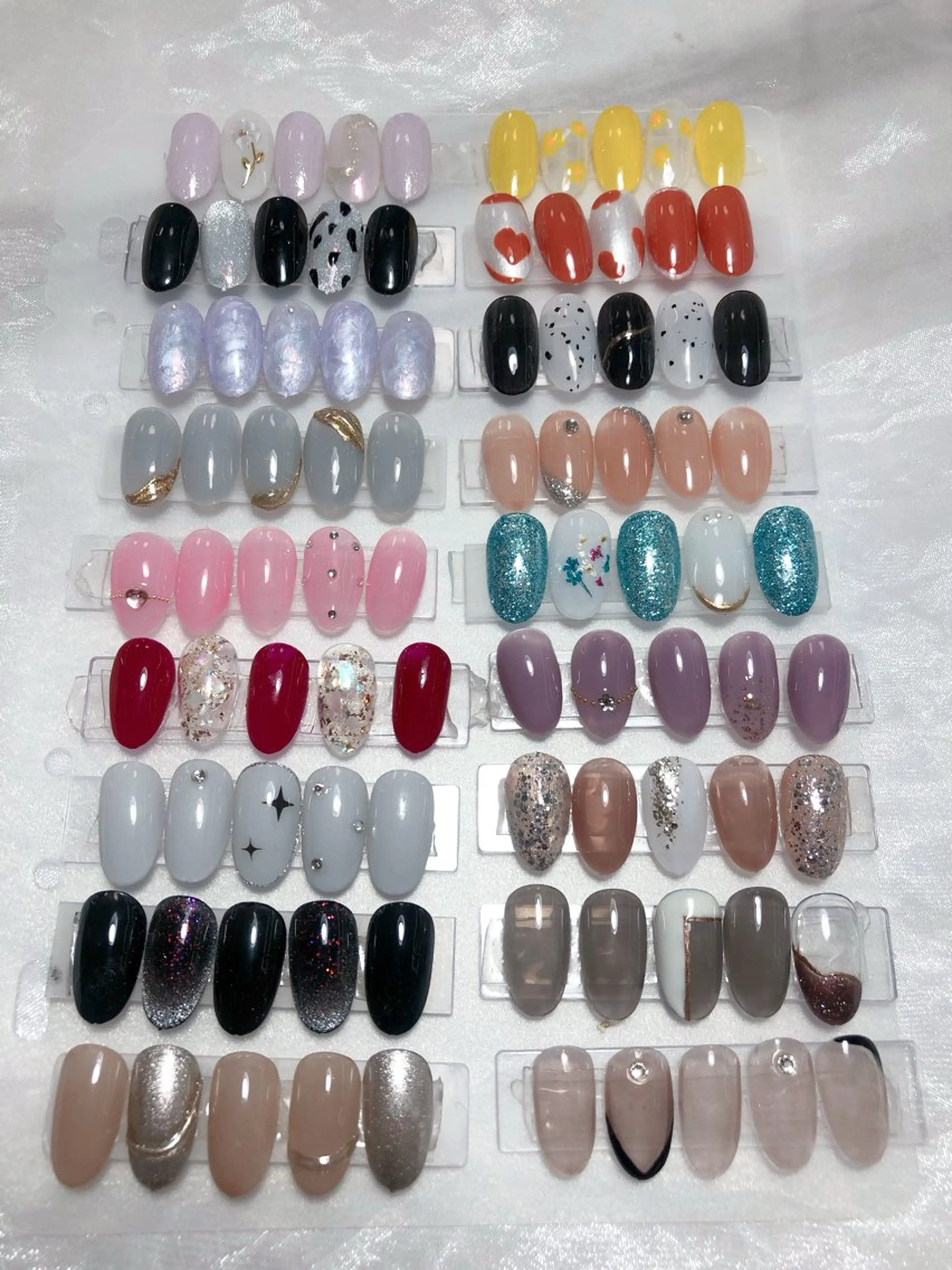 ネイル ハンドネイル VIVIAN リサのネイルデザイン