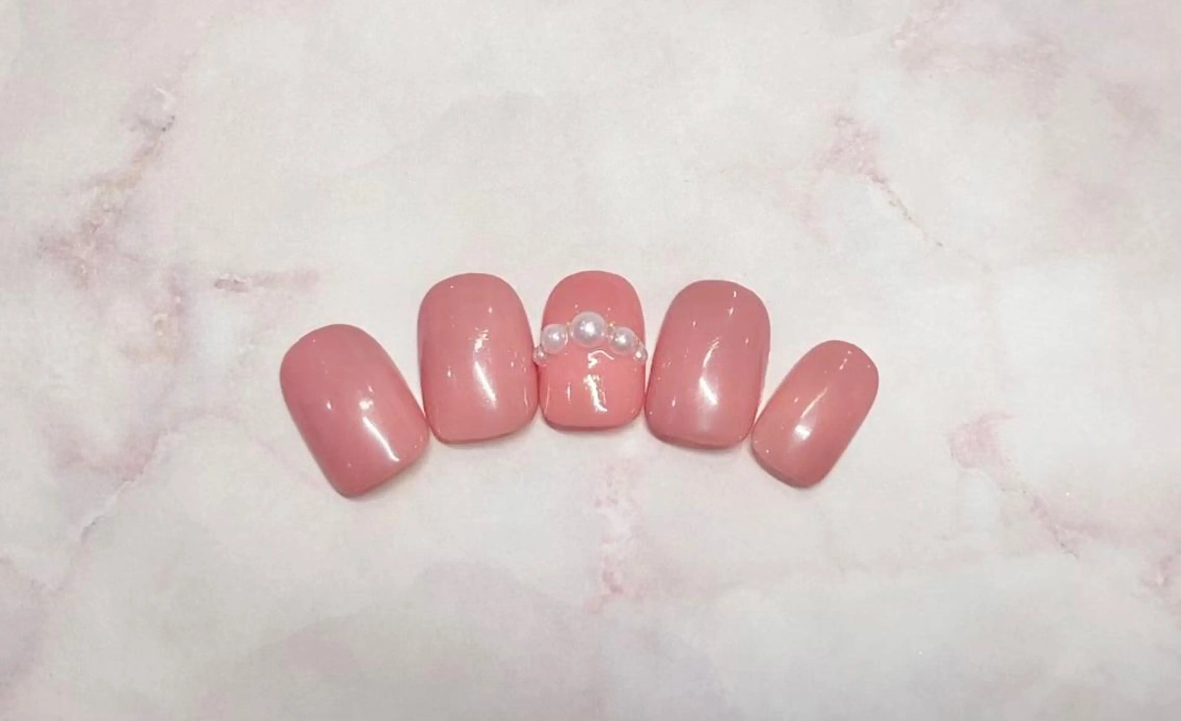 ネイル 長さ出し ジェルネイル 韓国ネイル 持ち込み パラジェル ハンドネイル Nail&eye Belire 新宿のネイルデザイン