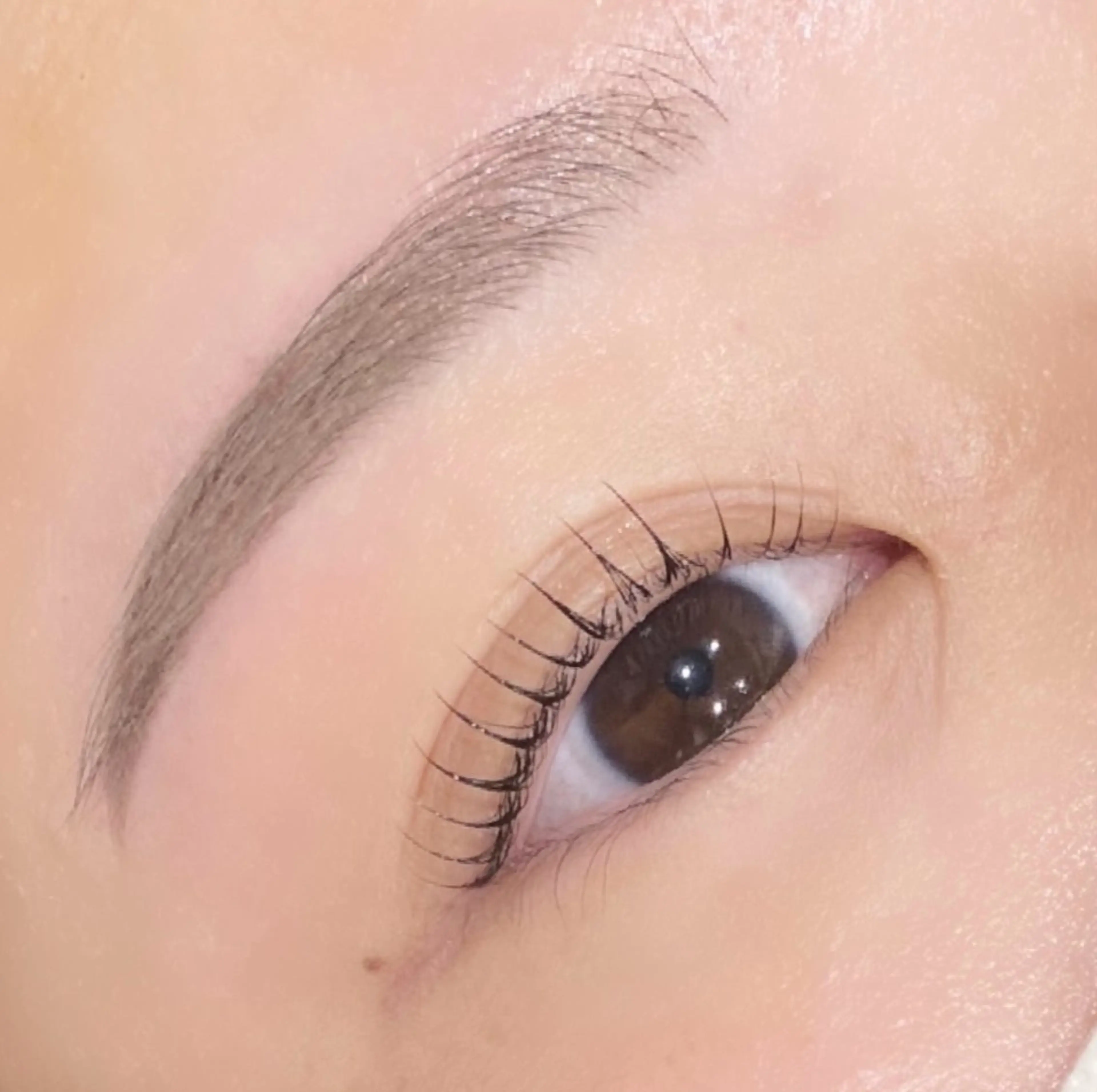 アイブロウ マツパ ルクール 川崎店のマツエク・マツパデザイン