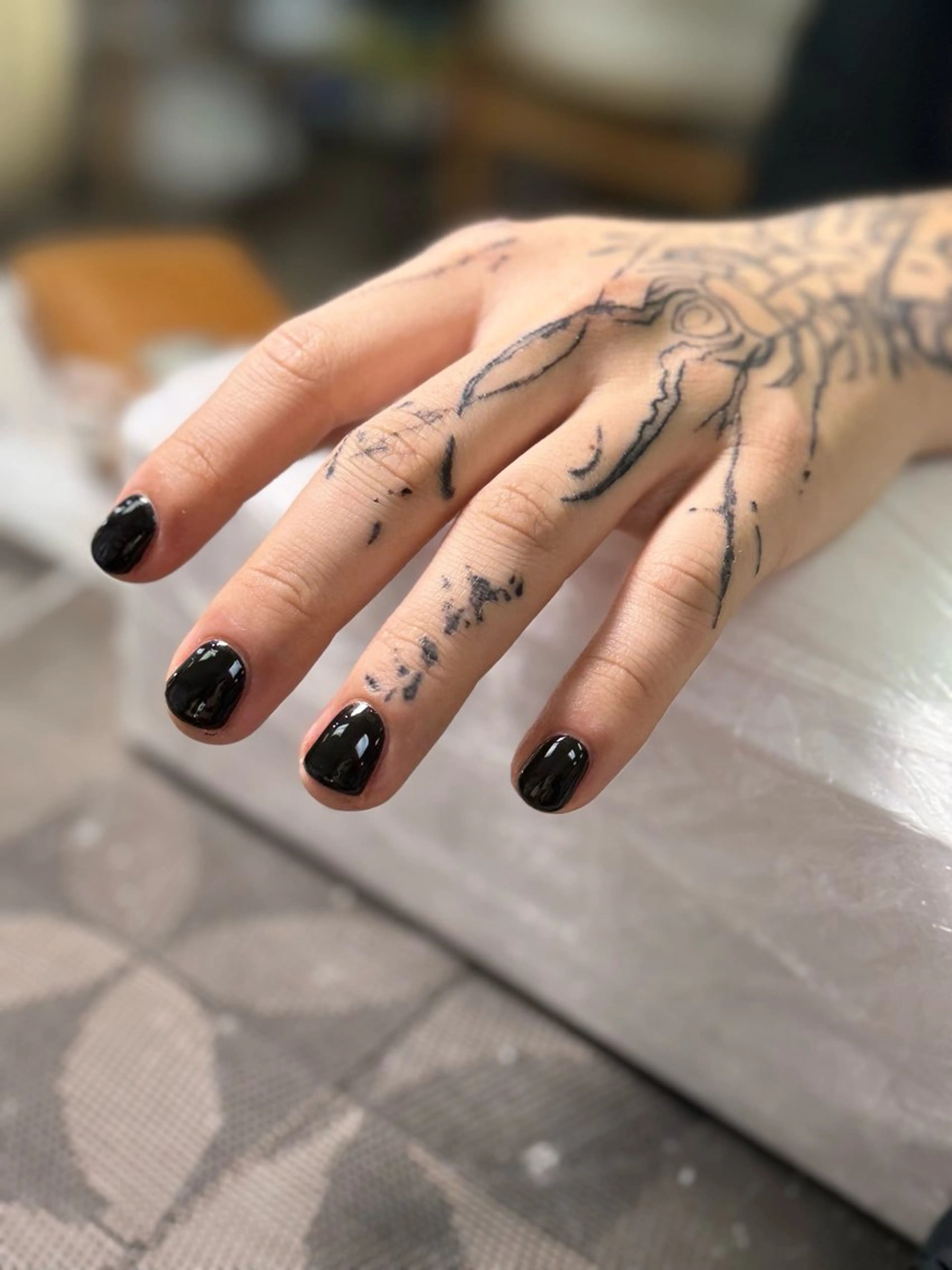 ショート ハンドネイル Bibi beauty spa Osaka所属・Chann Channのネイルデザイン