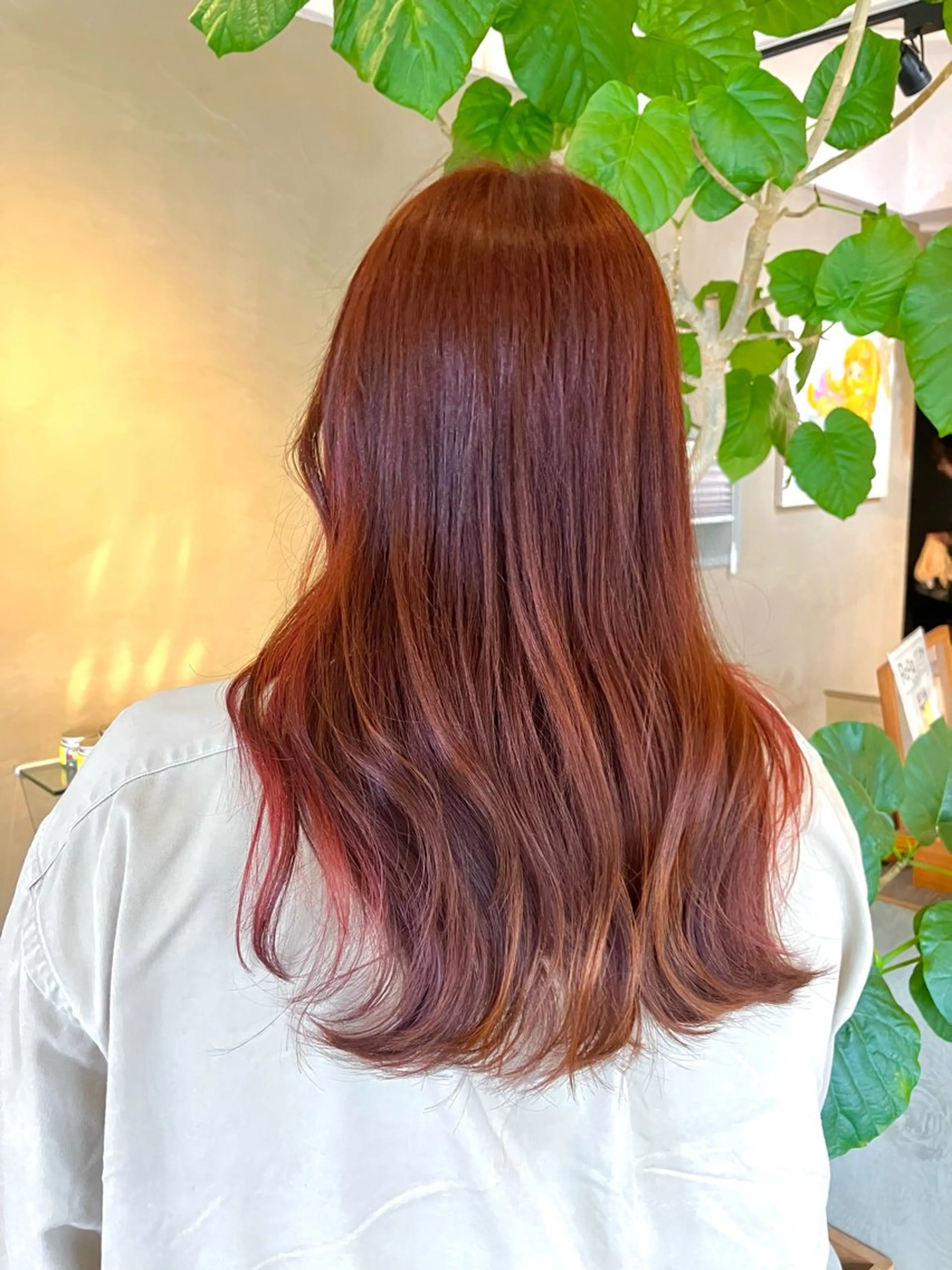 ロング カラー デザインカラー イヤリングカラー オレンジ ピンクカラー ヘアカラー スズキアキエ/ 髪質改善/艶髪カラーのヘアスタイル