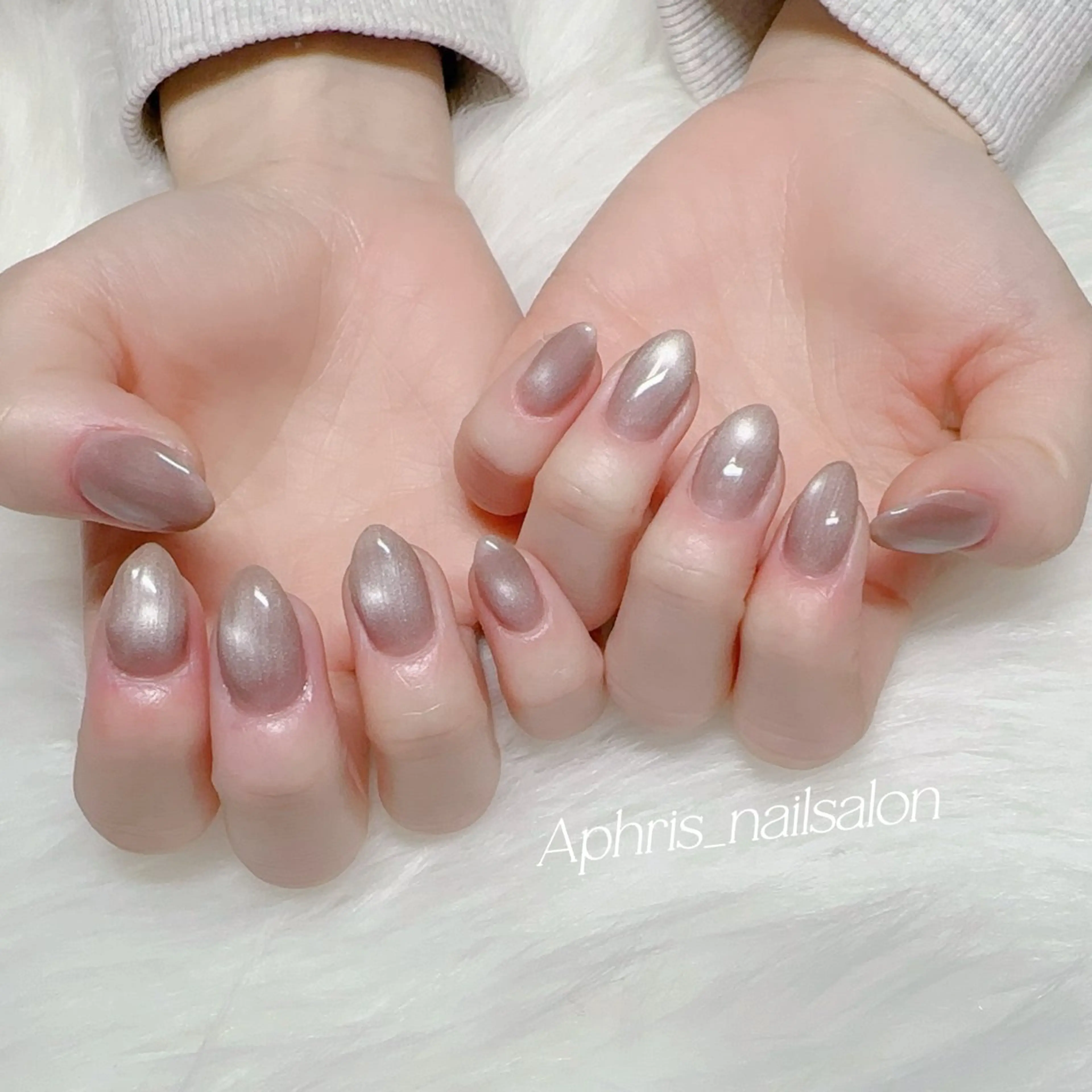 🌟24日​〜​27日限定🌟ハンド🧡マグネットネイルの写真