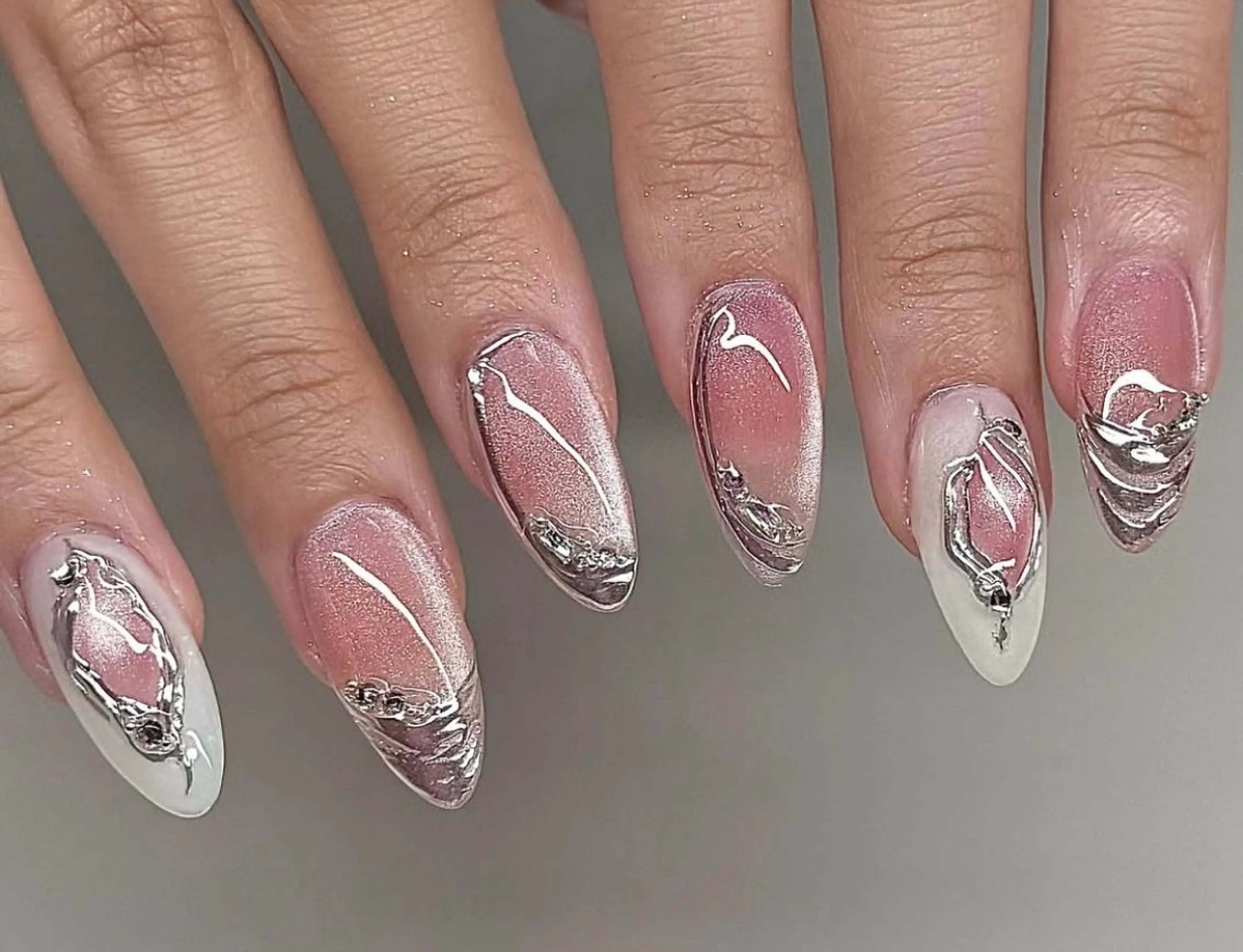 ネイル 長さ出し 持ち込み ハンドネイル JISOO ANA.CHUOのネイルデザイン