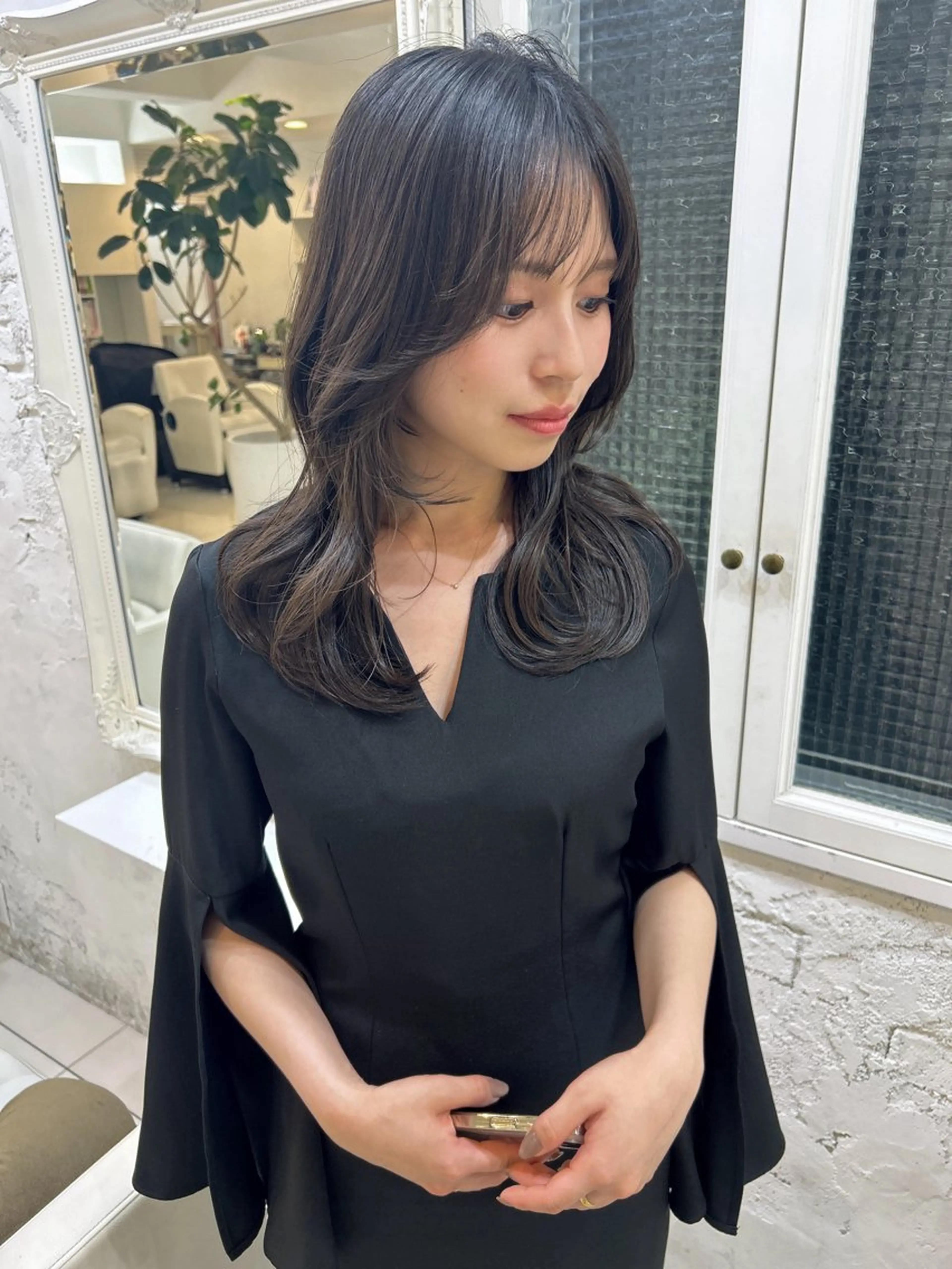 セミロング カラー くびれヘア カット ヘアカラー トリートメント Noah's　Ark所属・透明感カラー🫧ヘア セット🫧松本菜月の眉毛・アイブロウイメージ