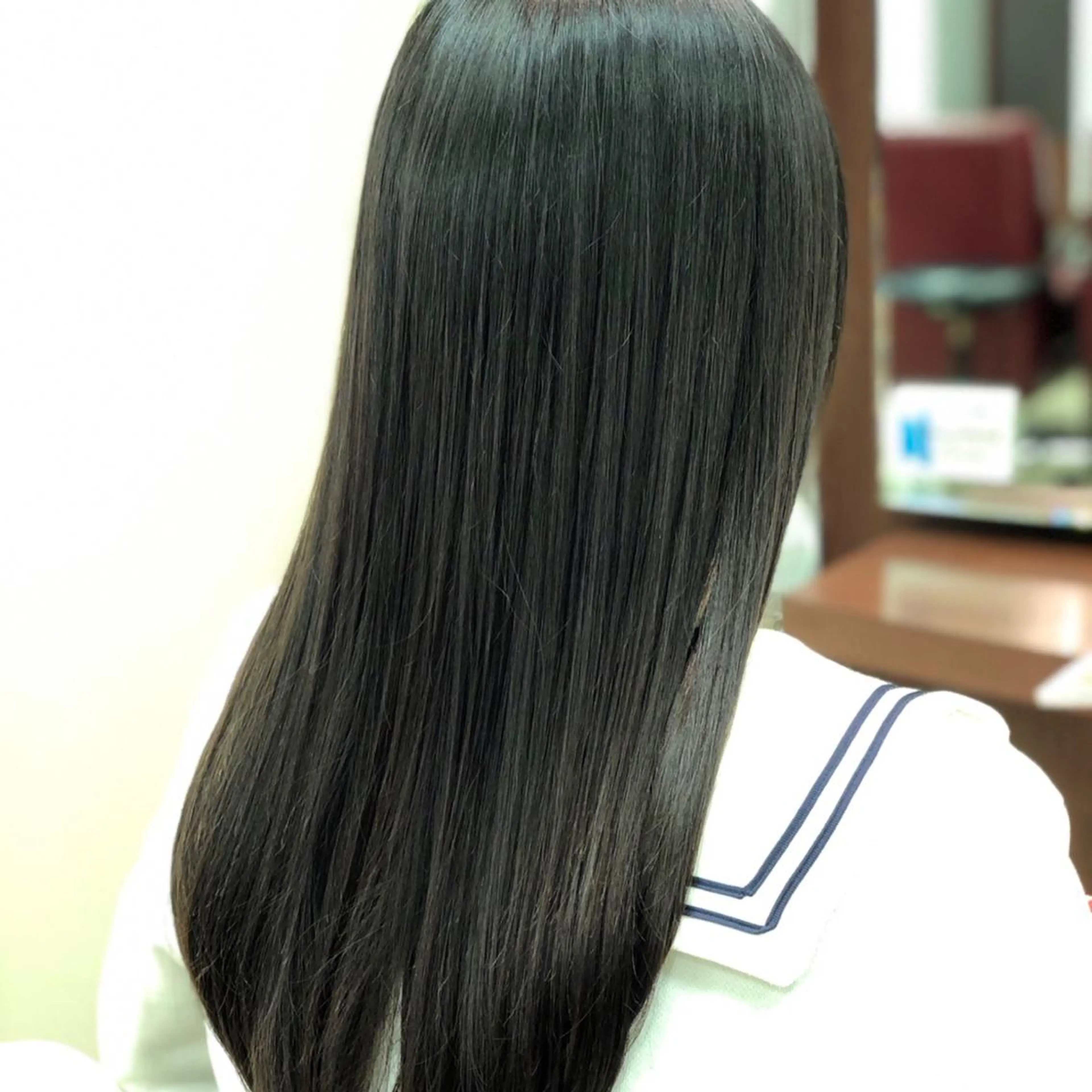 ロング パーマ 飯田 真澄のヘアスタイル