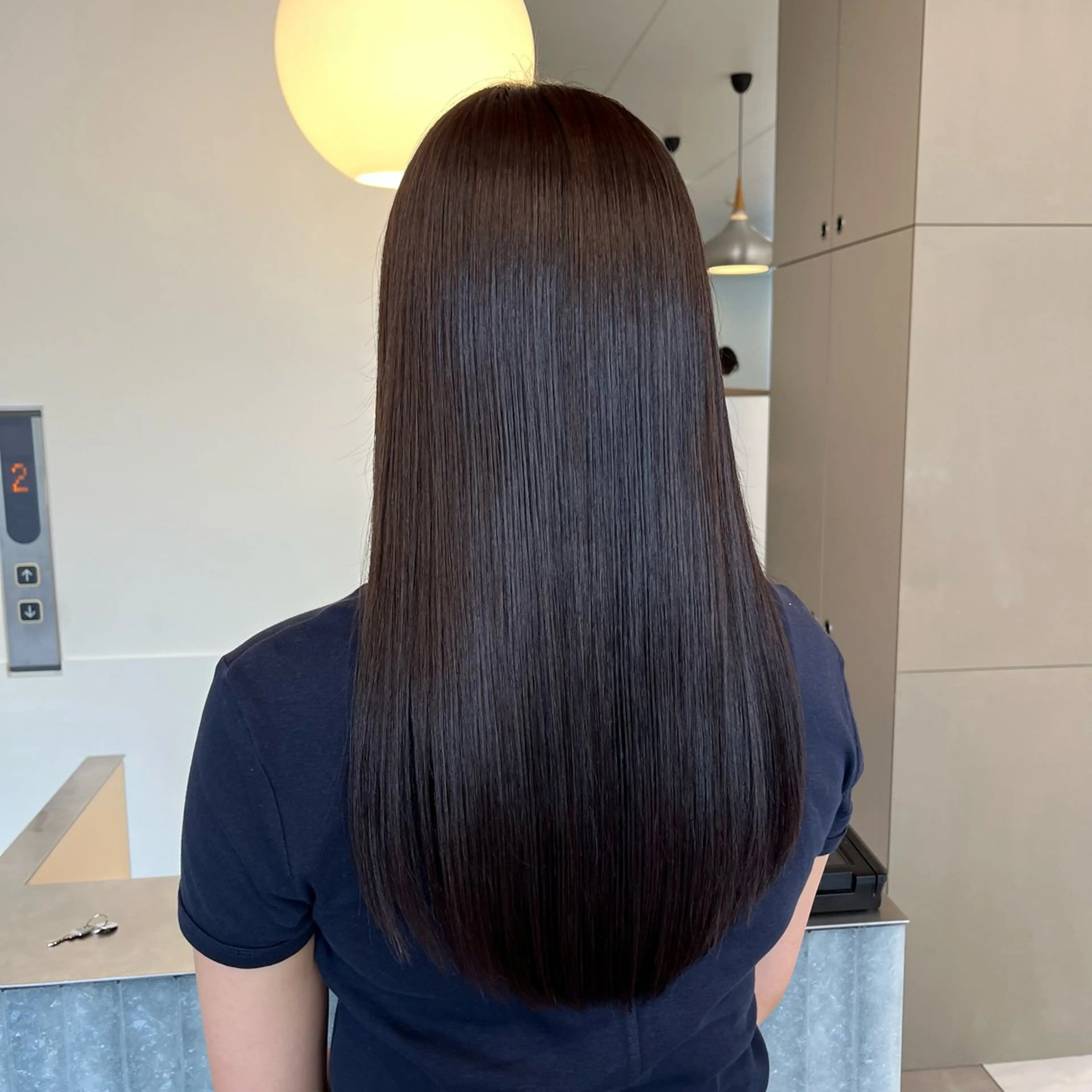 ロング カラー ベージュカラー ブリーチ 透明感カラー ダブルカラー グレージュ カット ヘアカラー トリートメント ブリーチ/レイヤー 🌻Mutsumiのヘアスタイル