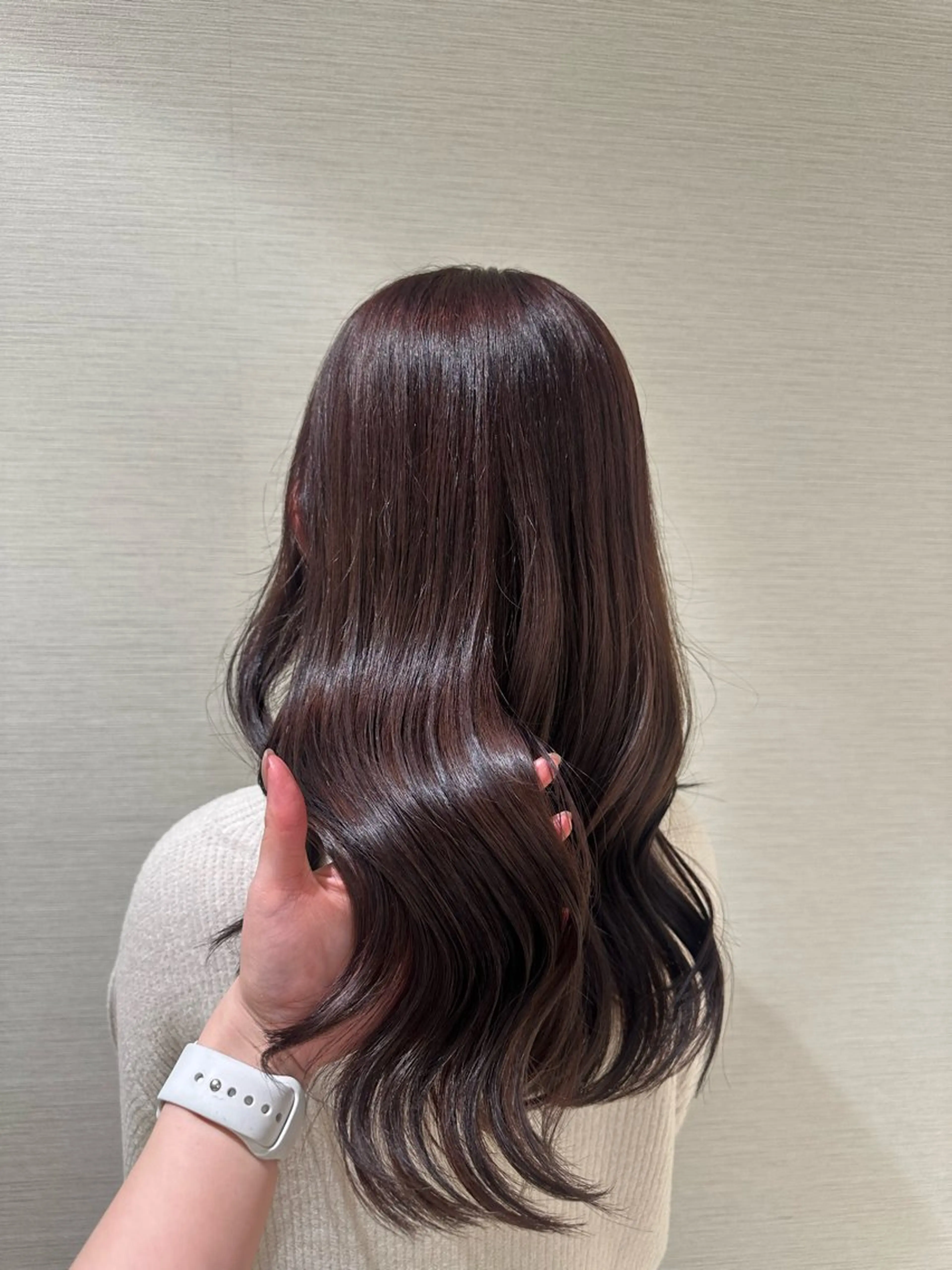 ロング カラー ヘアアレンジ タイトボブ個性派カラ ーAKANEのヘアスタイル