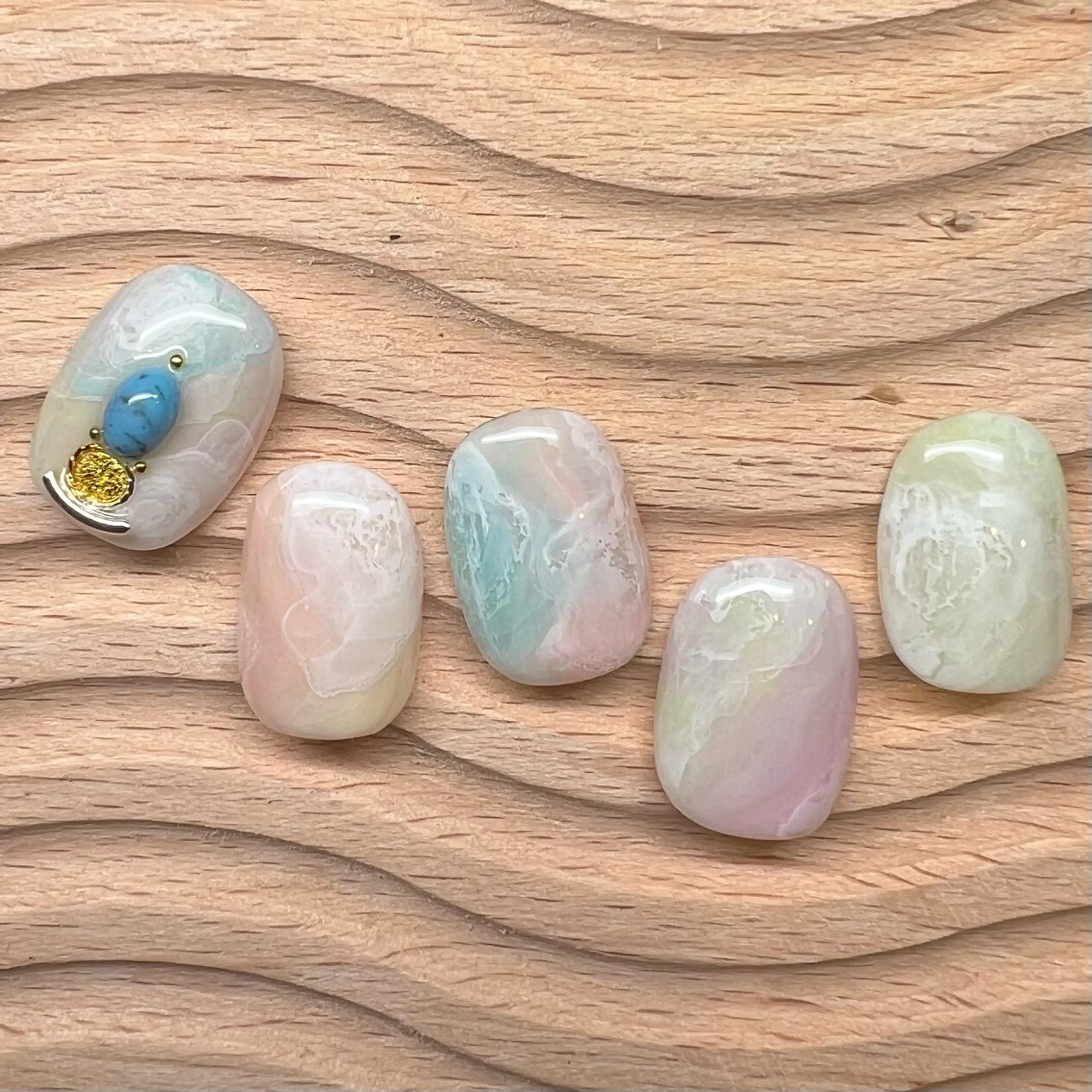 ネイル Ajuga. 太田 さやかのネイルデザイン