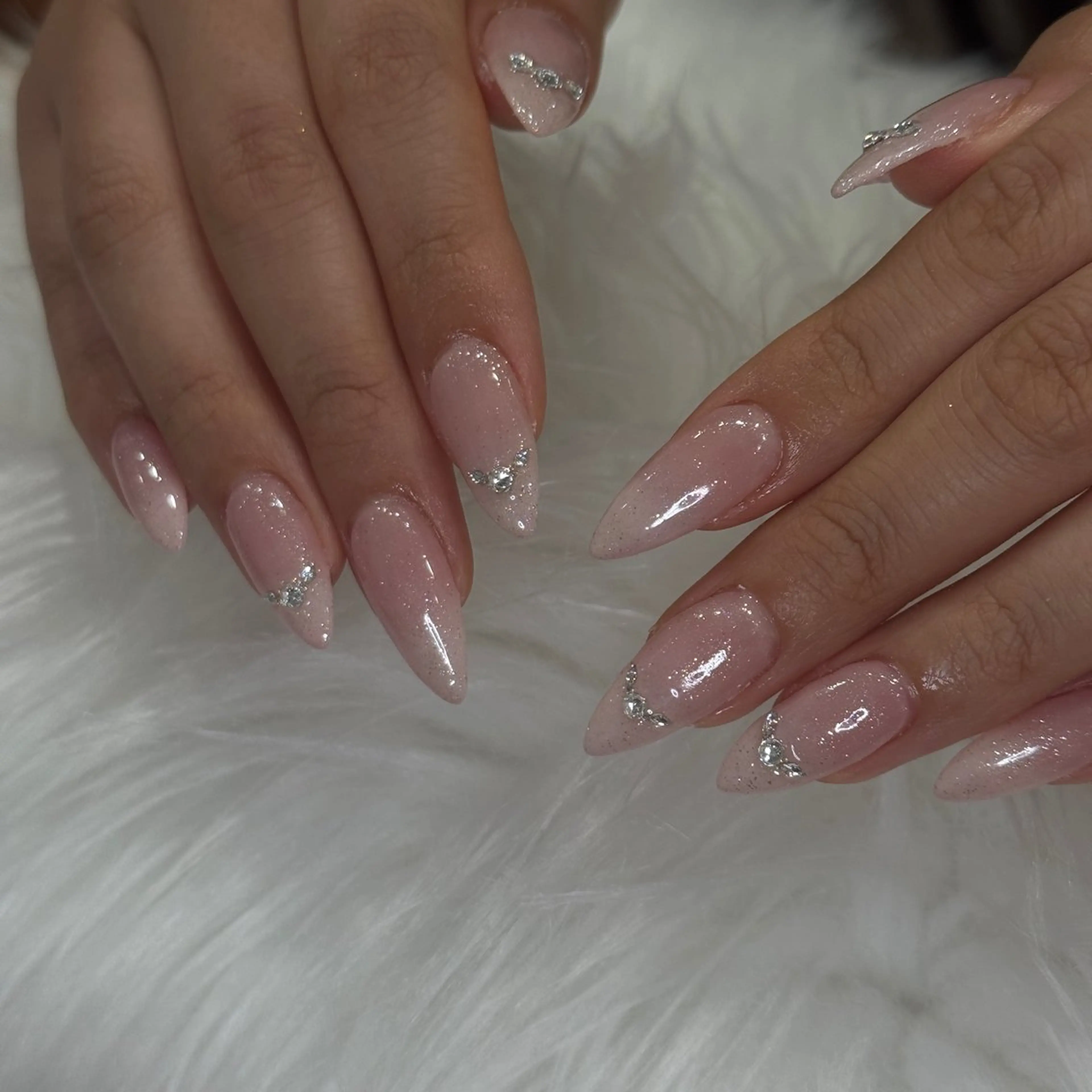 ネイル ハンドネイル ハンドケア hami🎀うかん 🎀チップ長さ出しのネイルデザイン