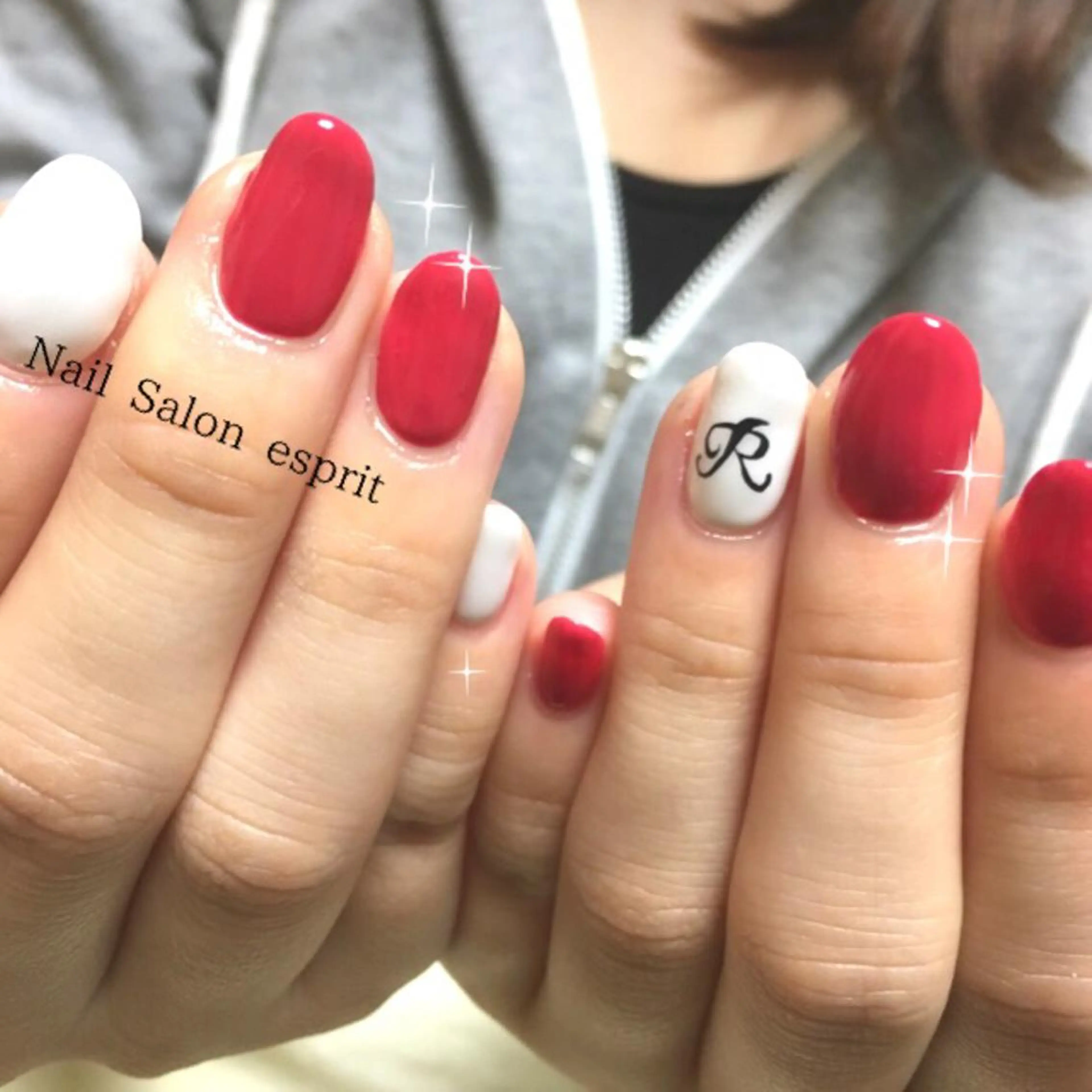 ネイル 赤色 Nail Salon espritのネイルデザイン