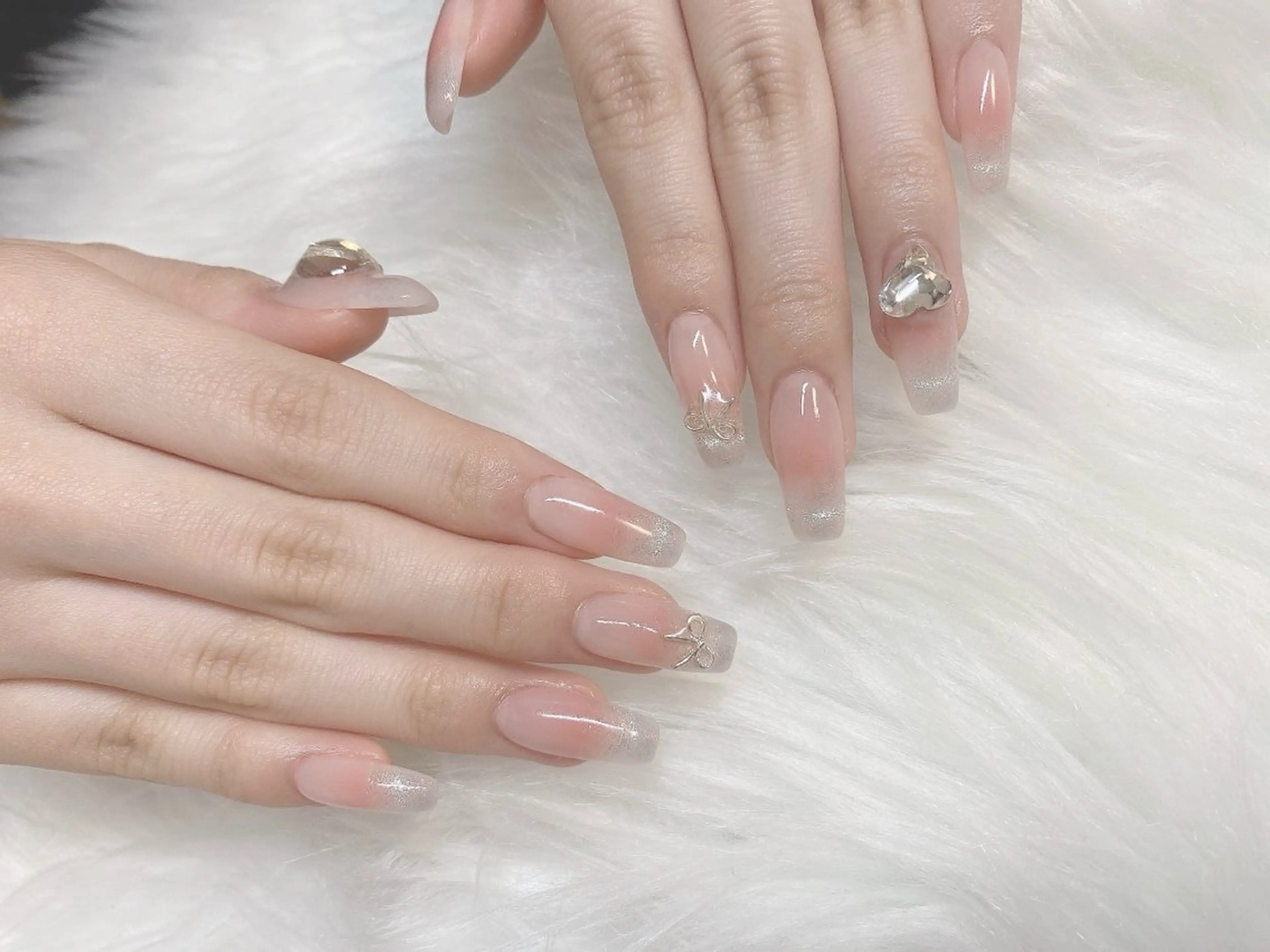 ネイル ハンドネイル PLATA LISAのネイルデザイン