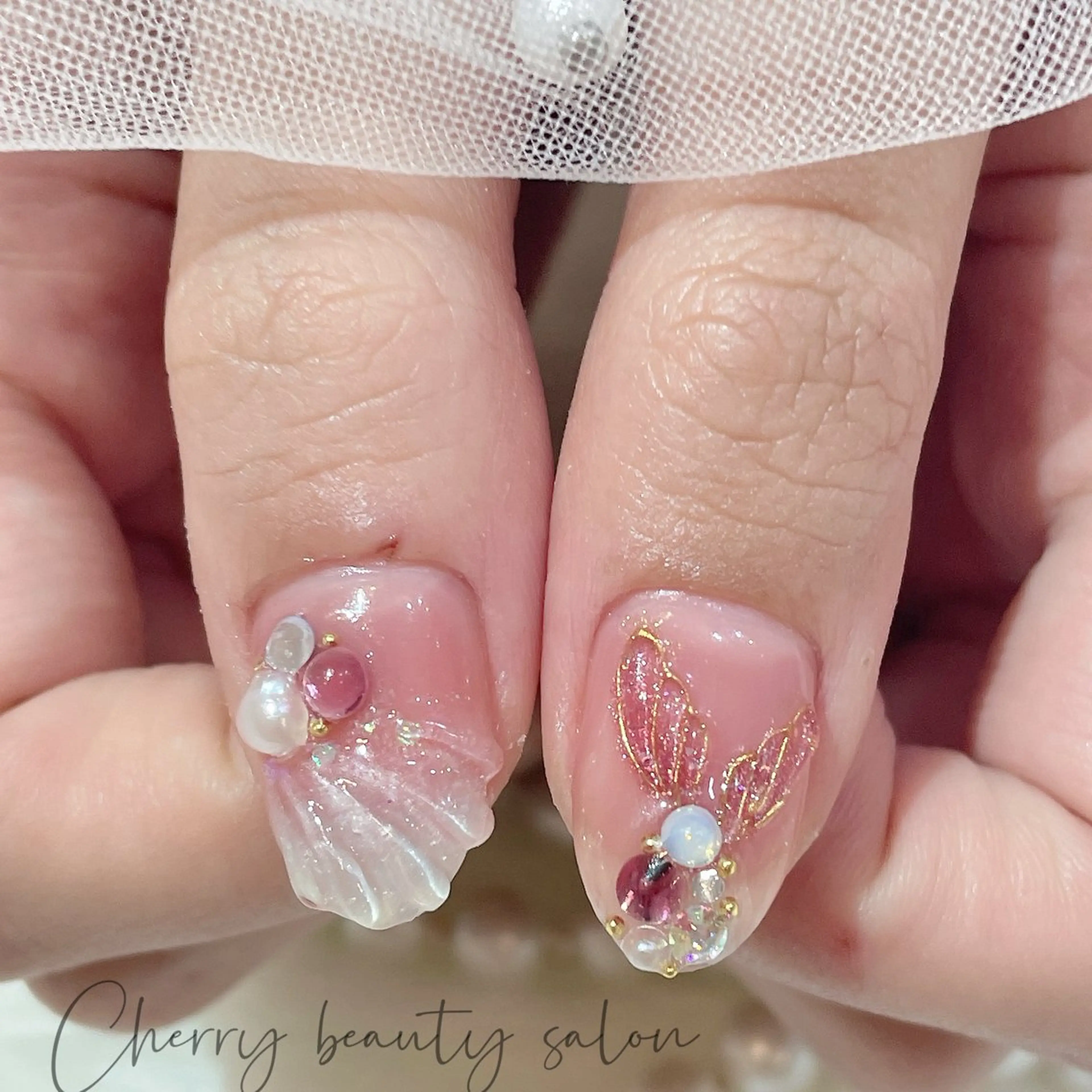 ネイル アートネイル フットネイル ジェルネイル キラキラネイル 韓国ネイル SAKURA 🍒のネイルデザイン