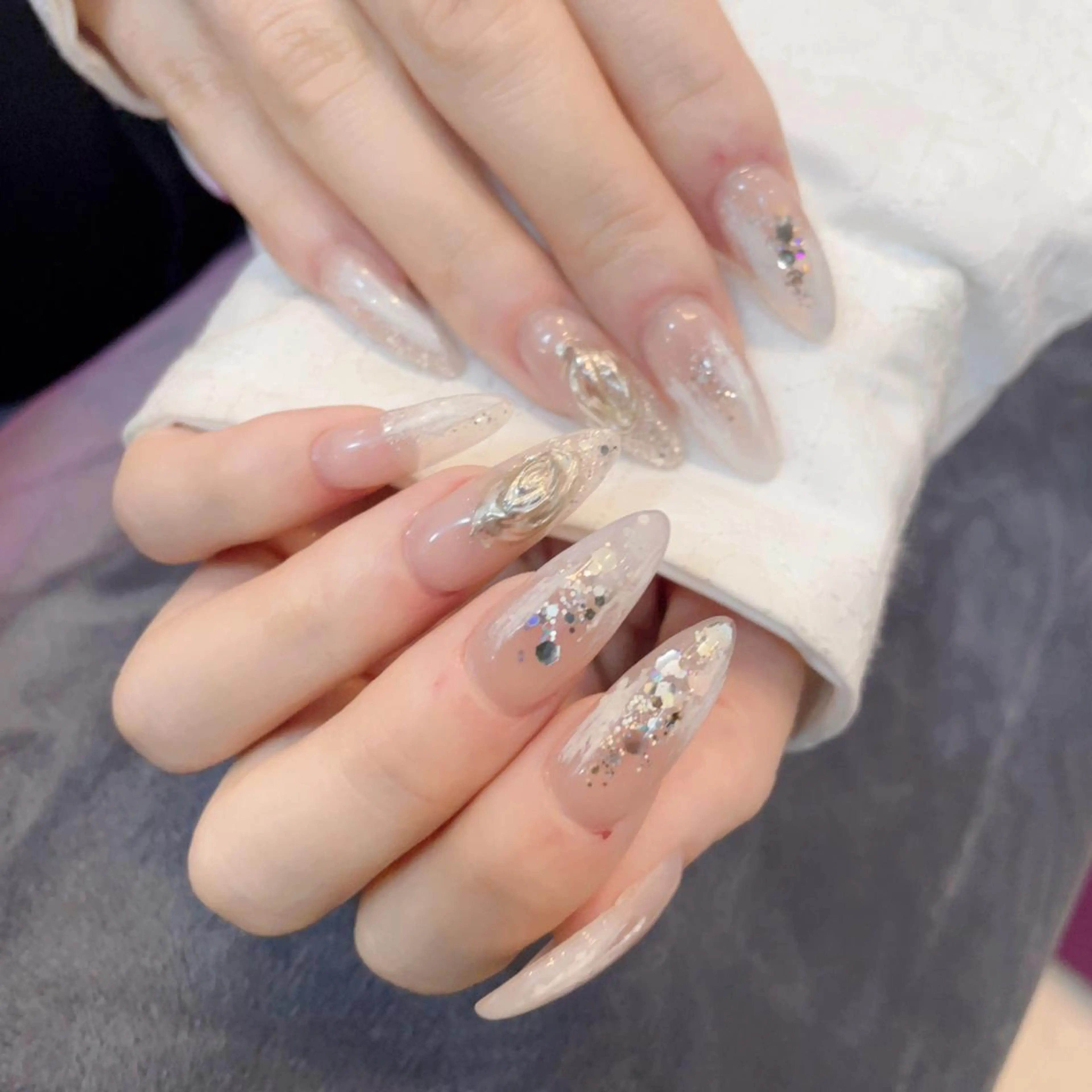 ネイル AngelChris ビューティーサロンのネイルデザイン