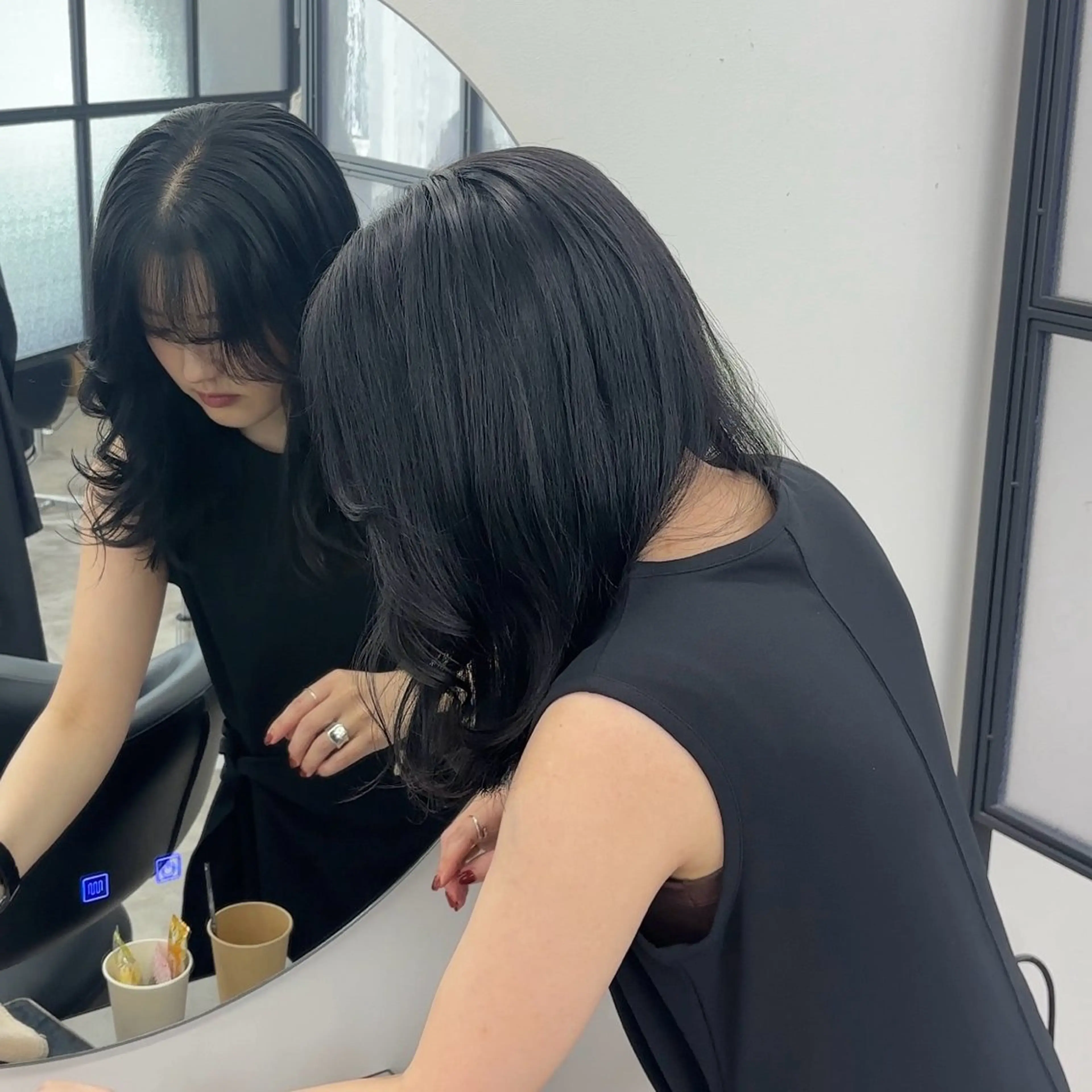 ロング カラー ヘアカラー Ren. 🦋デザインカラーのヘアスタイル