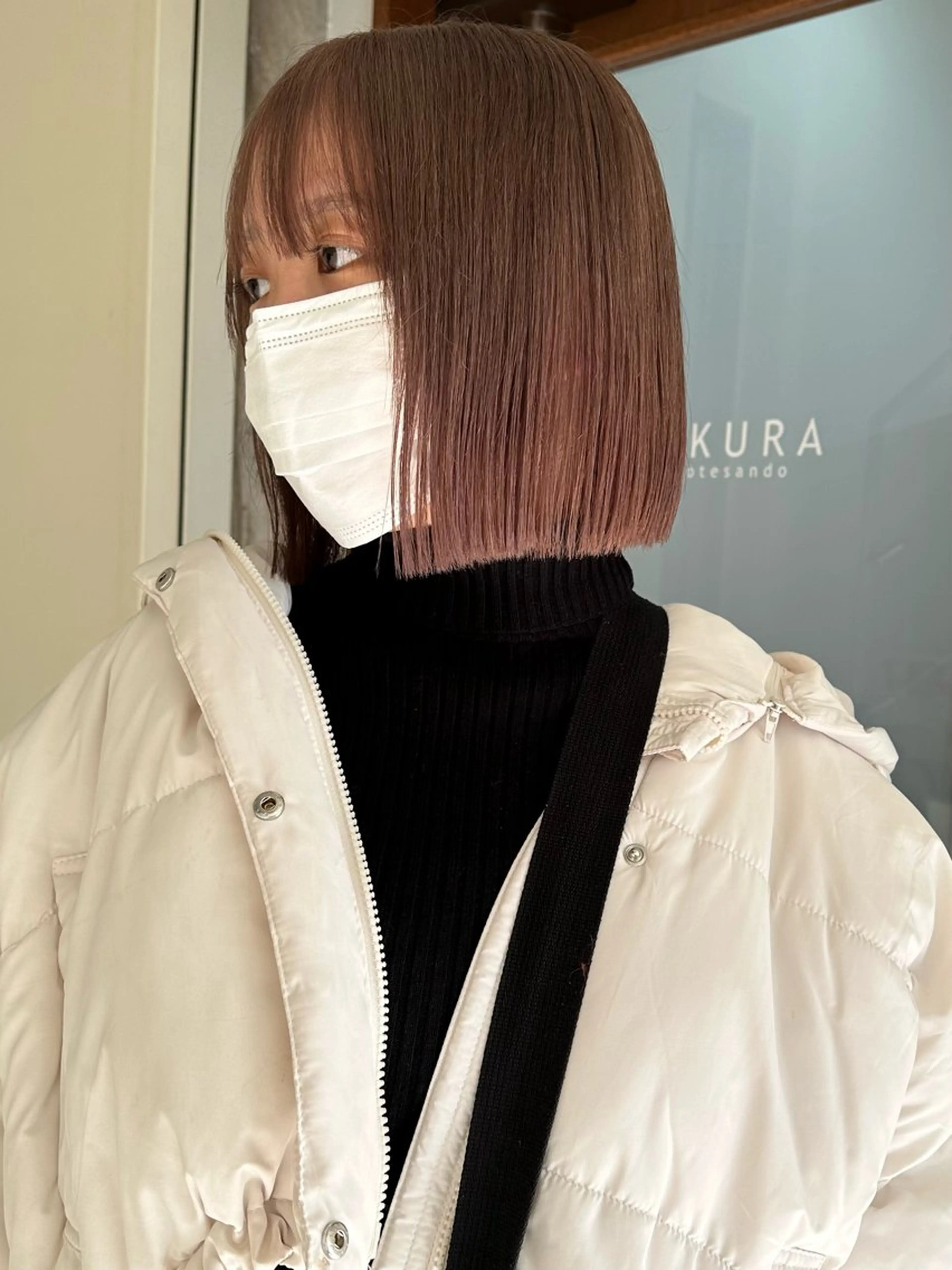 ショート カラー ヘアアレンジ 切りっぱなしボブ ショートボブ ブリーチ インナーカラー ブリーチなしカラー カット ヘアカラー トリートメント 切りっぱなしボブ/ デザインカラー店長のヘアスタイル